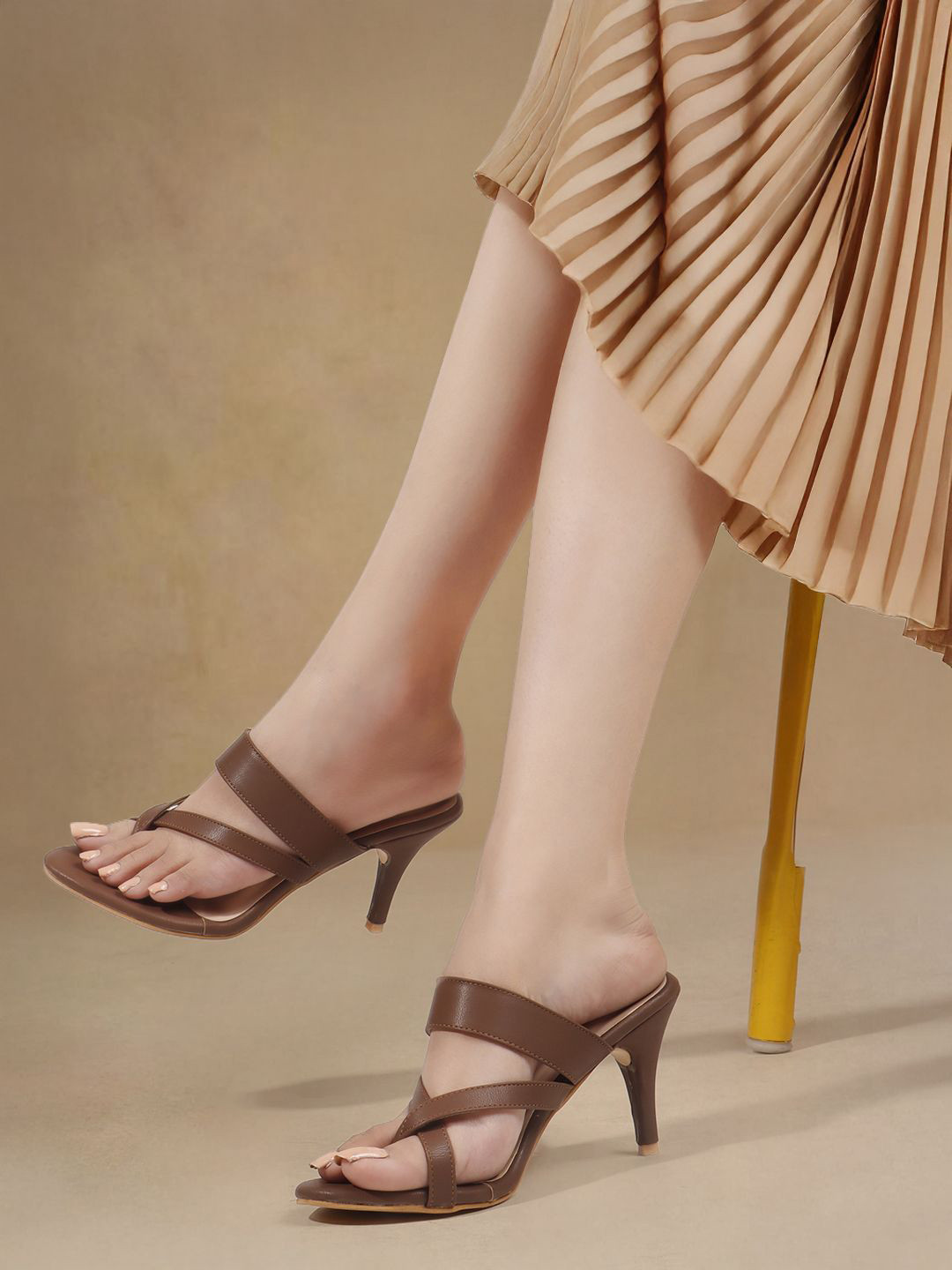 Chemistry Women Solid Synthetic Party Slim Heeled Sandals with Bows