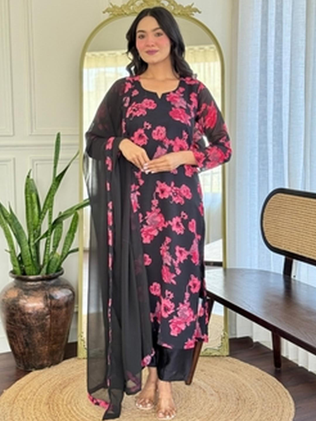 ATOXIC Women Black Georgette Kurta Sets With Dupatta