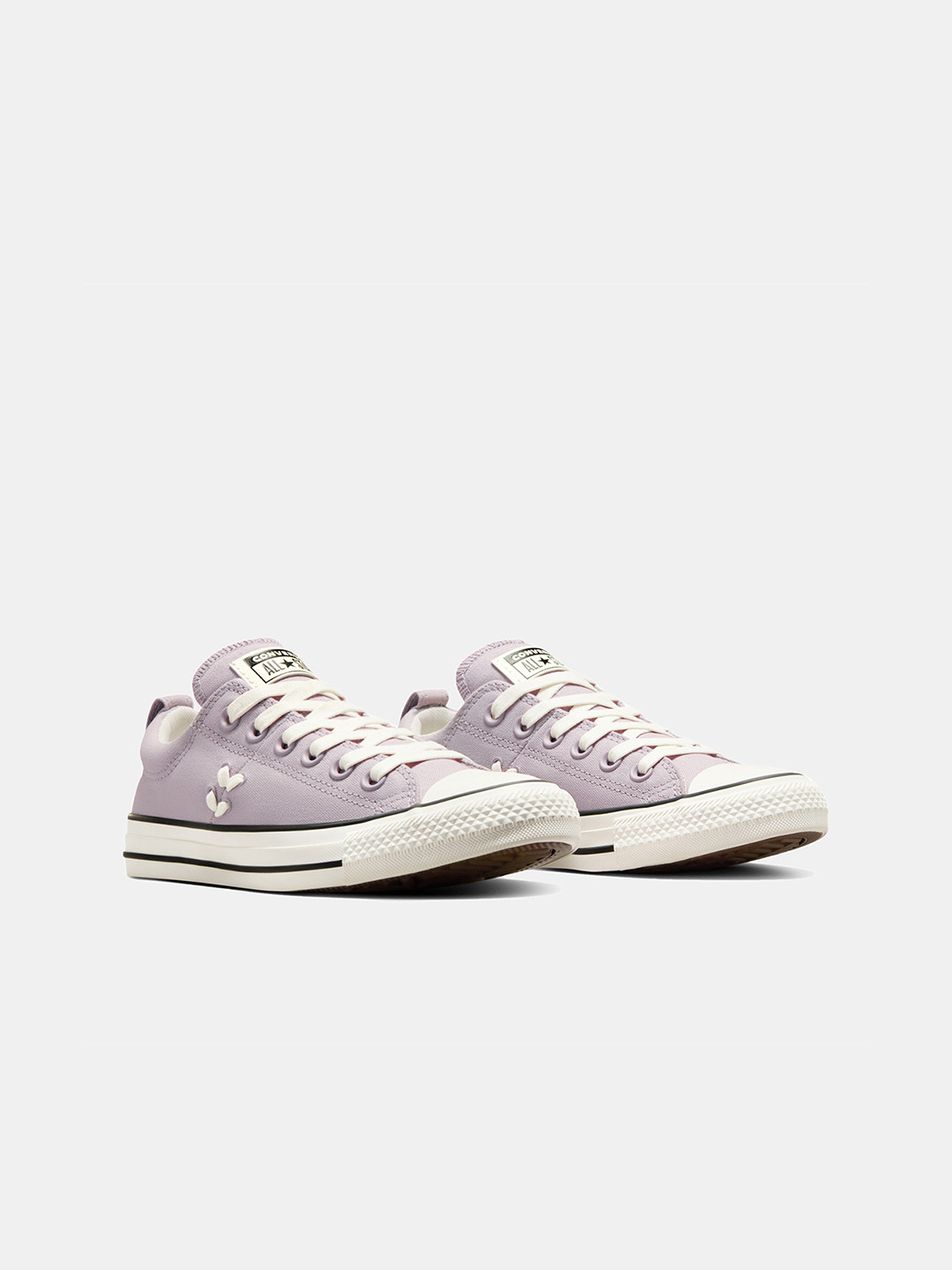 Converse Women Chuck Taylor All Star Madison Crafted Laces Low Top Sneaker
