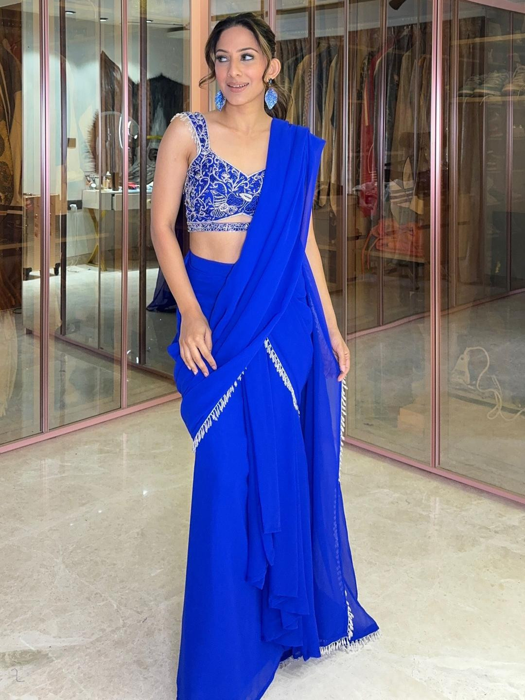 Glamique by Gungun Pure Georgette Sarees With Blouse
