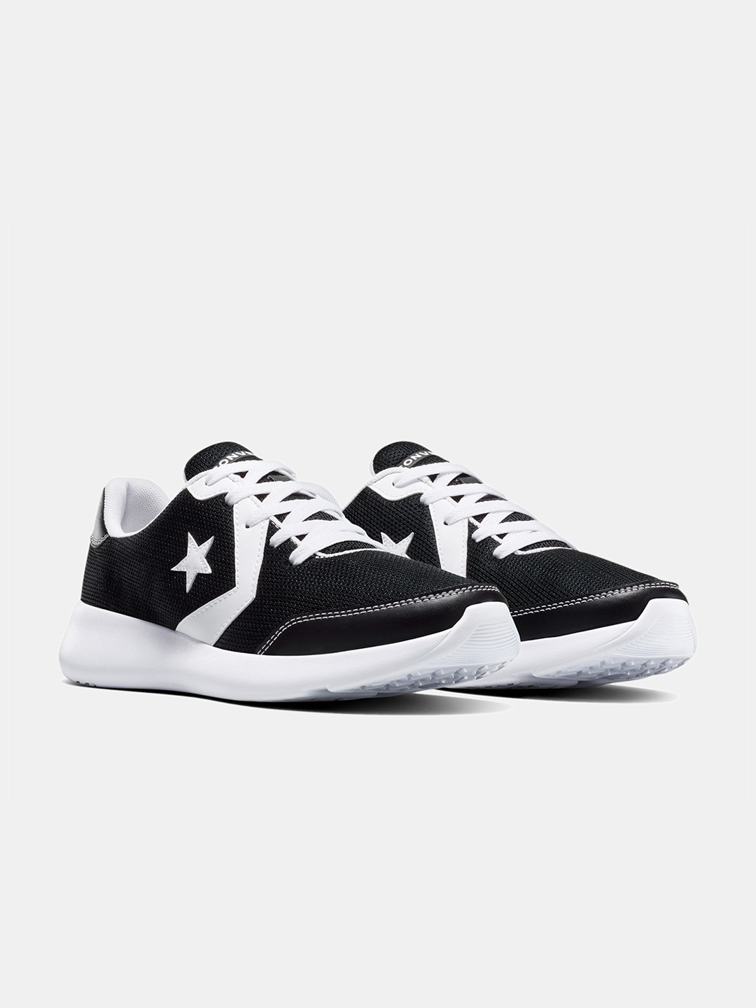 Converse Men Day One Trainer Low Top Sneaker