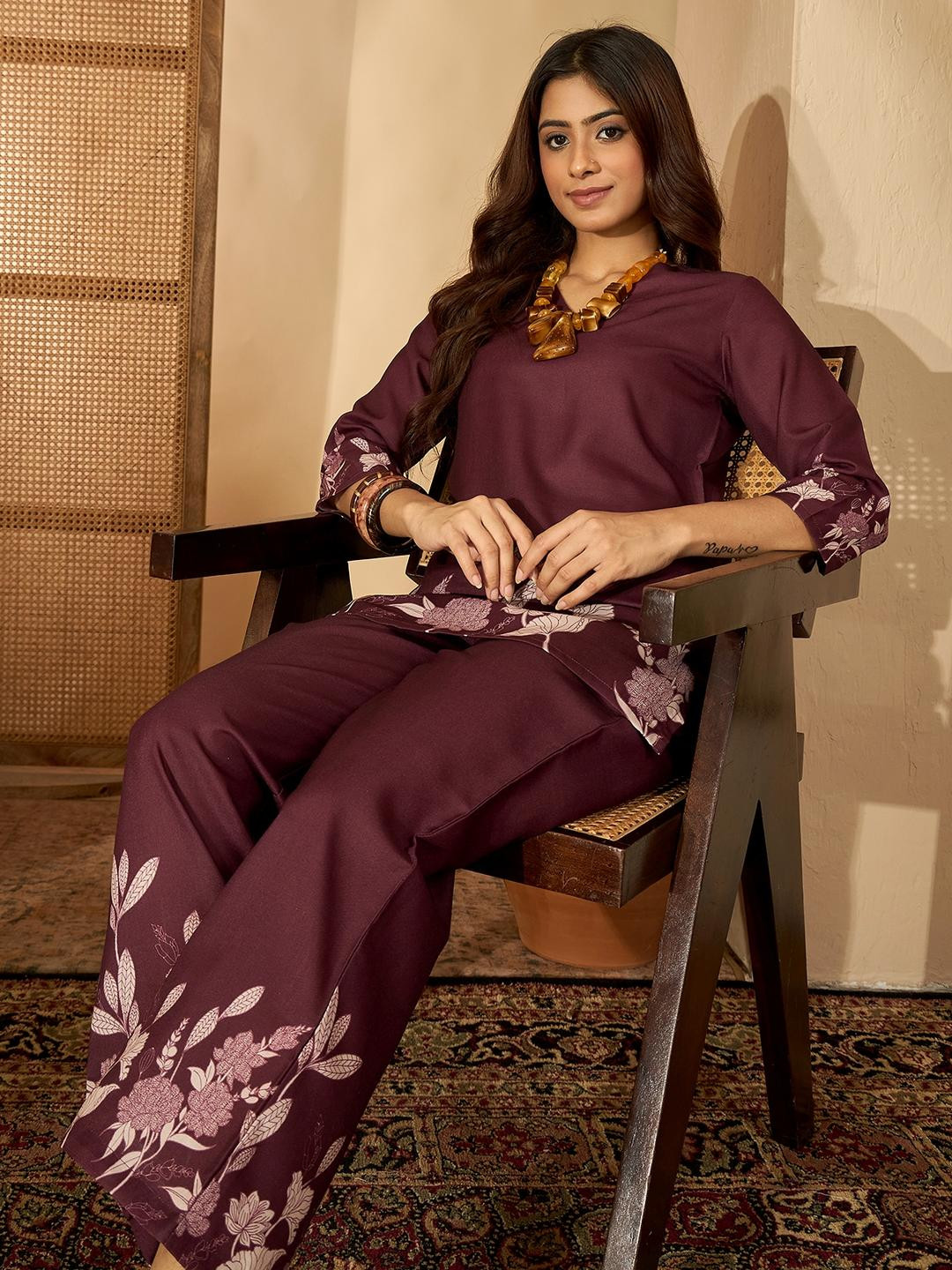 Sangria Bandia Cotton Blend V-Neck  floral printed coord set