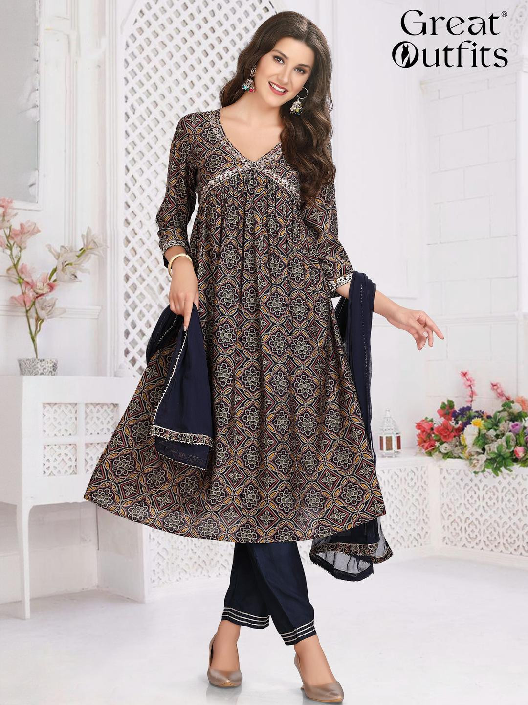 GREAT OUTFITS Women Blue Linen Kurta Sets With Dupatta