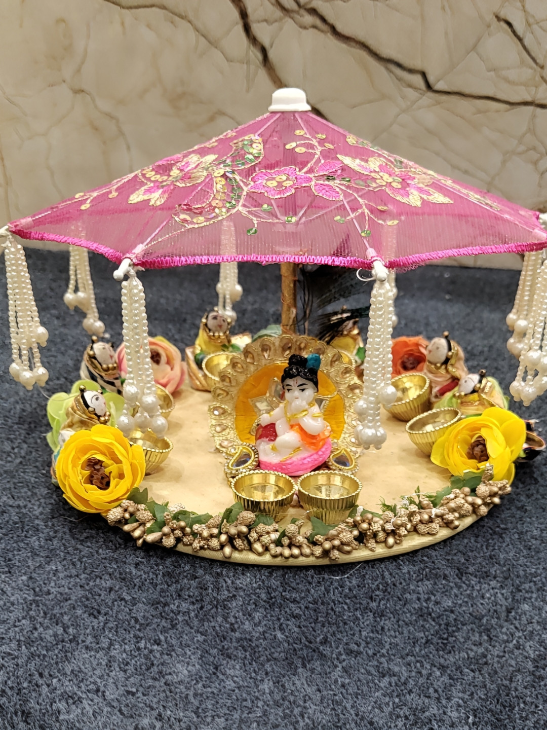 Sellplus Pink & Yellow Embellished Singhasan FestiveDecor
