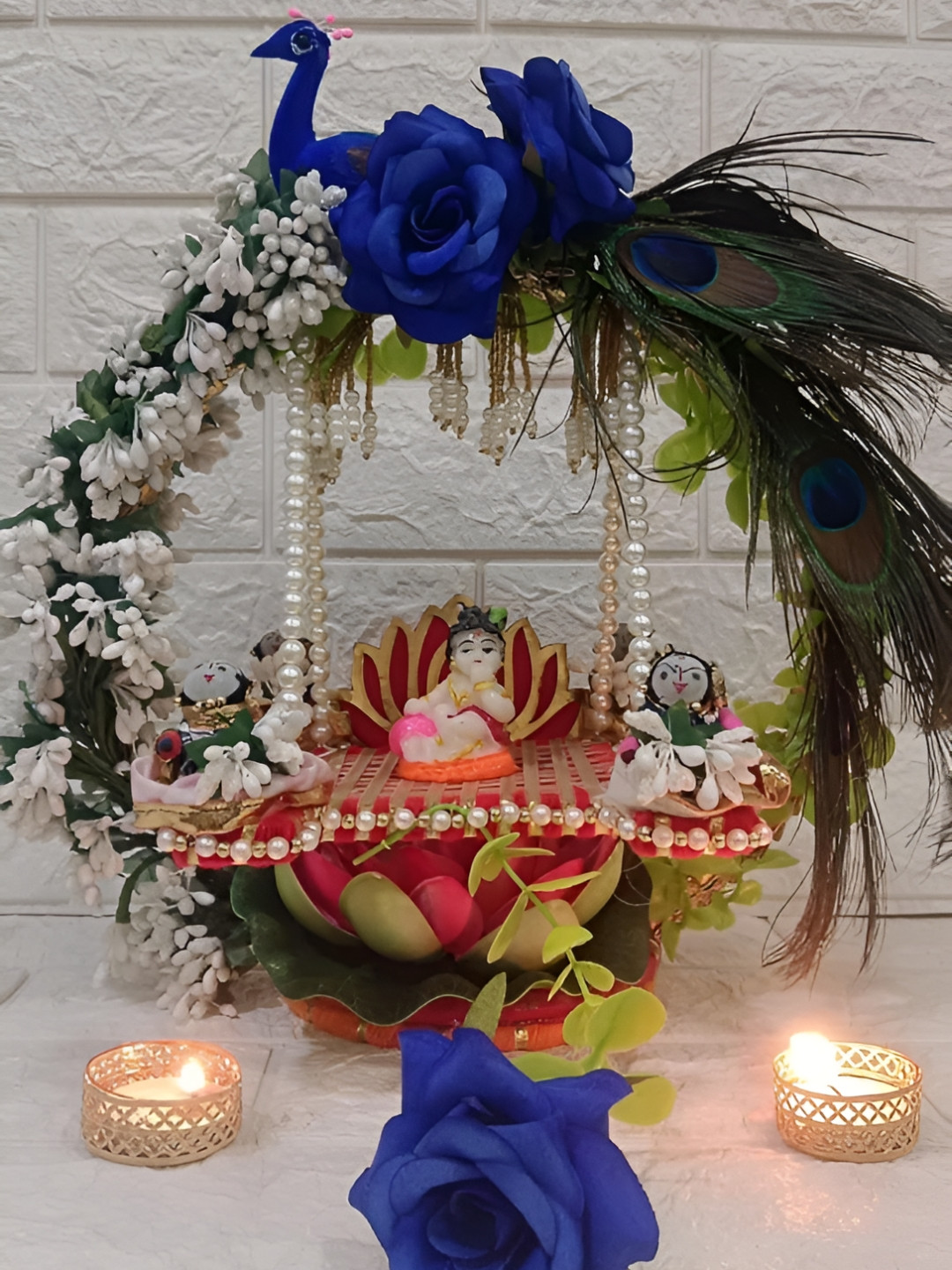 Sellplus Green & White Jhula Festive Decor