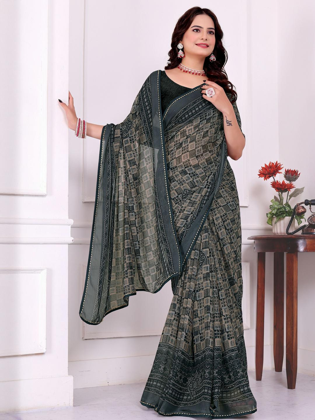 KANOODA Printed Pure Georgette Mysore Silk Saree