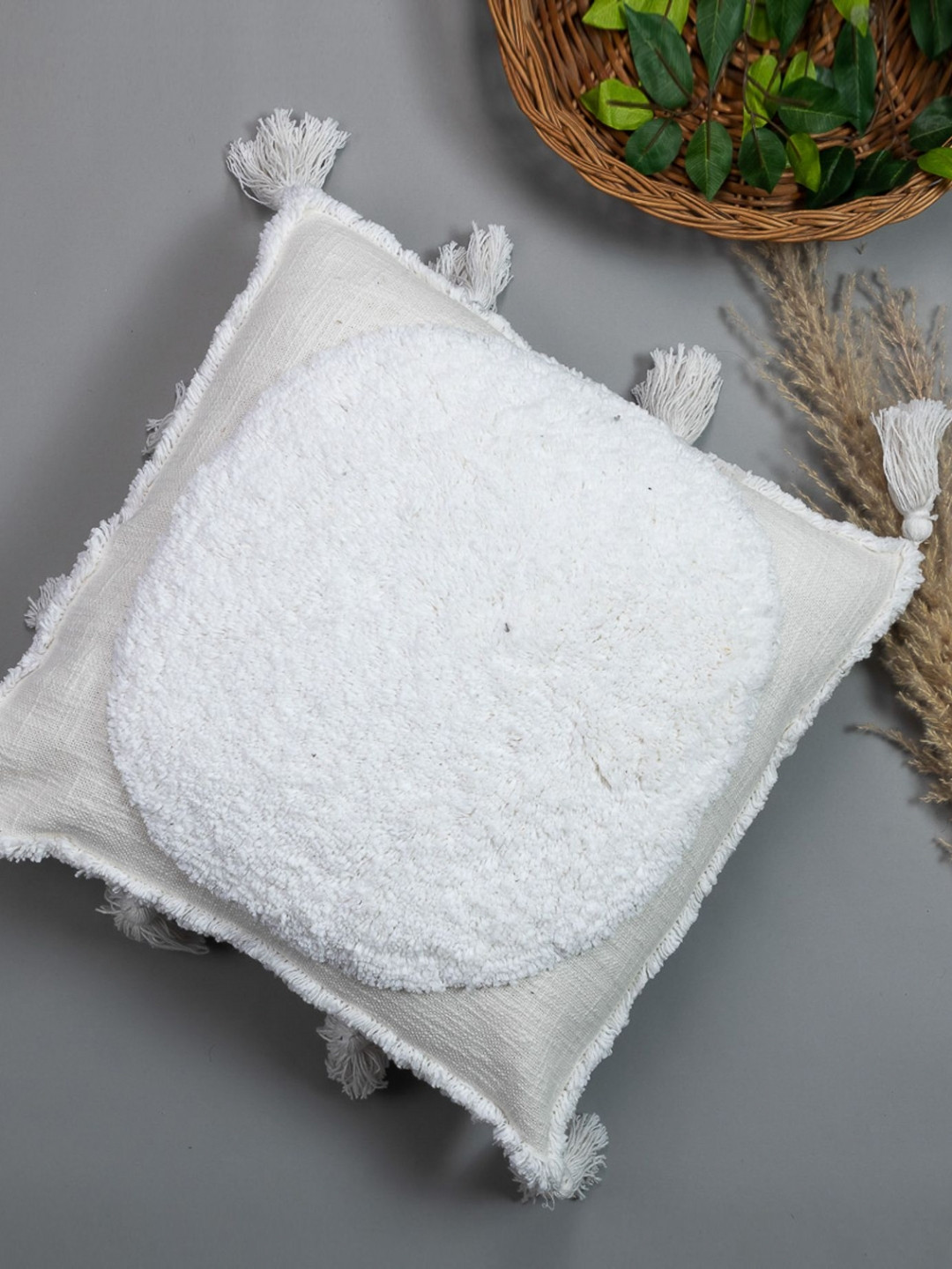THEGASBH White Geometric Square Cotton Cushion Covers