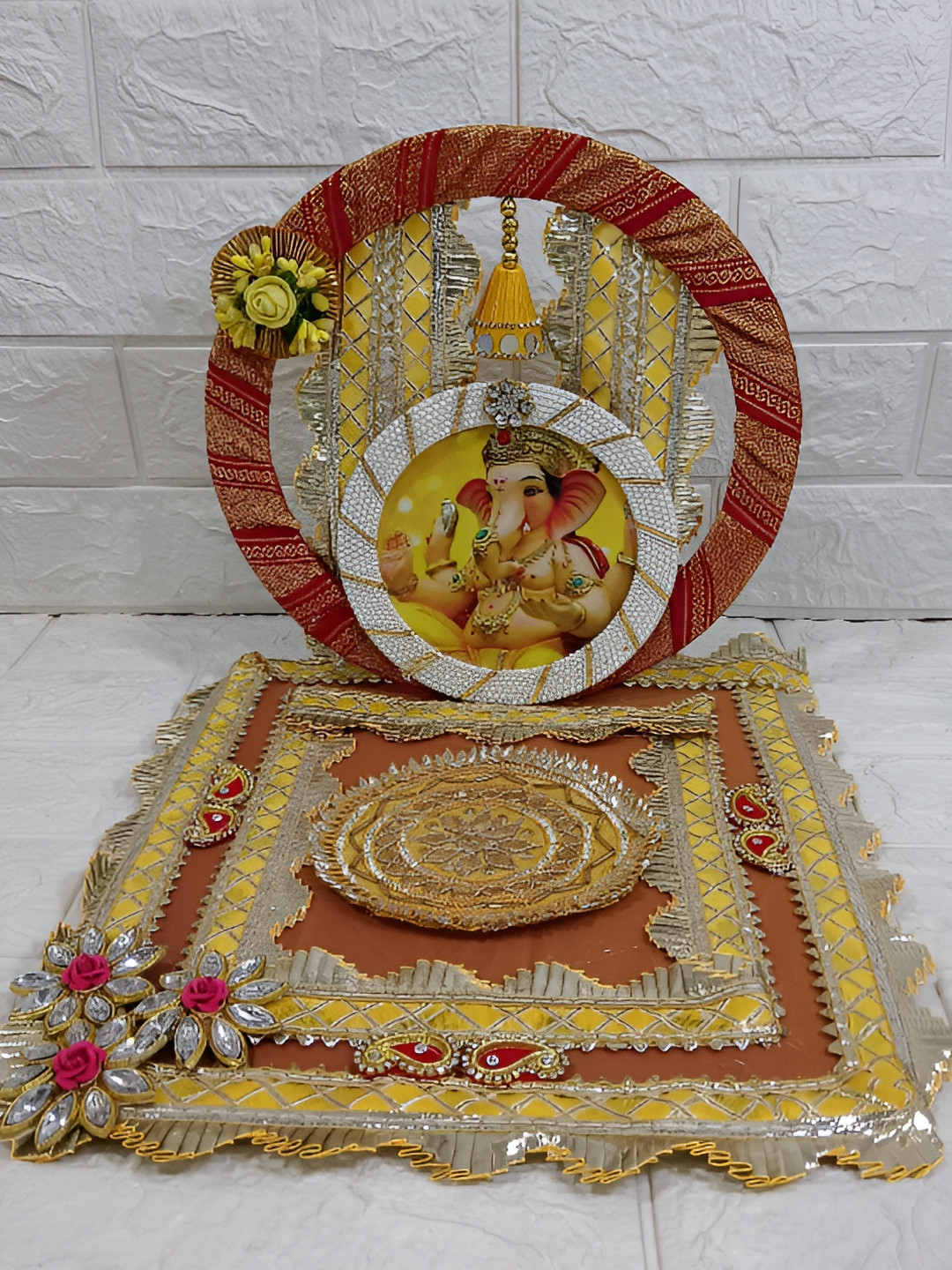 Sellplus Singhasan Red & Yellow Textured Floral Navratri Accessories Decor