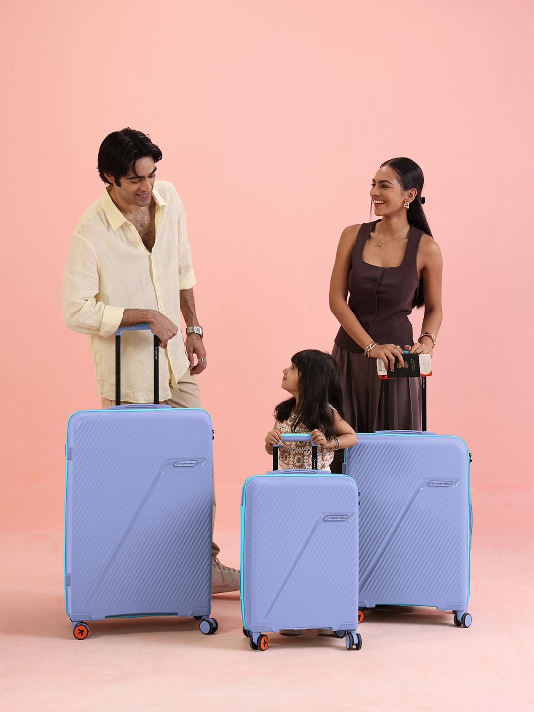 Nasher Miles Set Of 3 Montreal Hard Luggage Trolley Bag