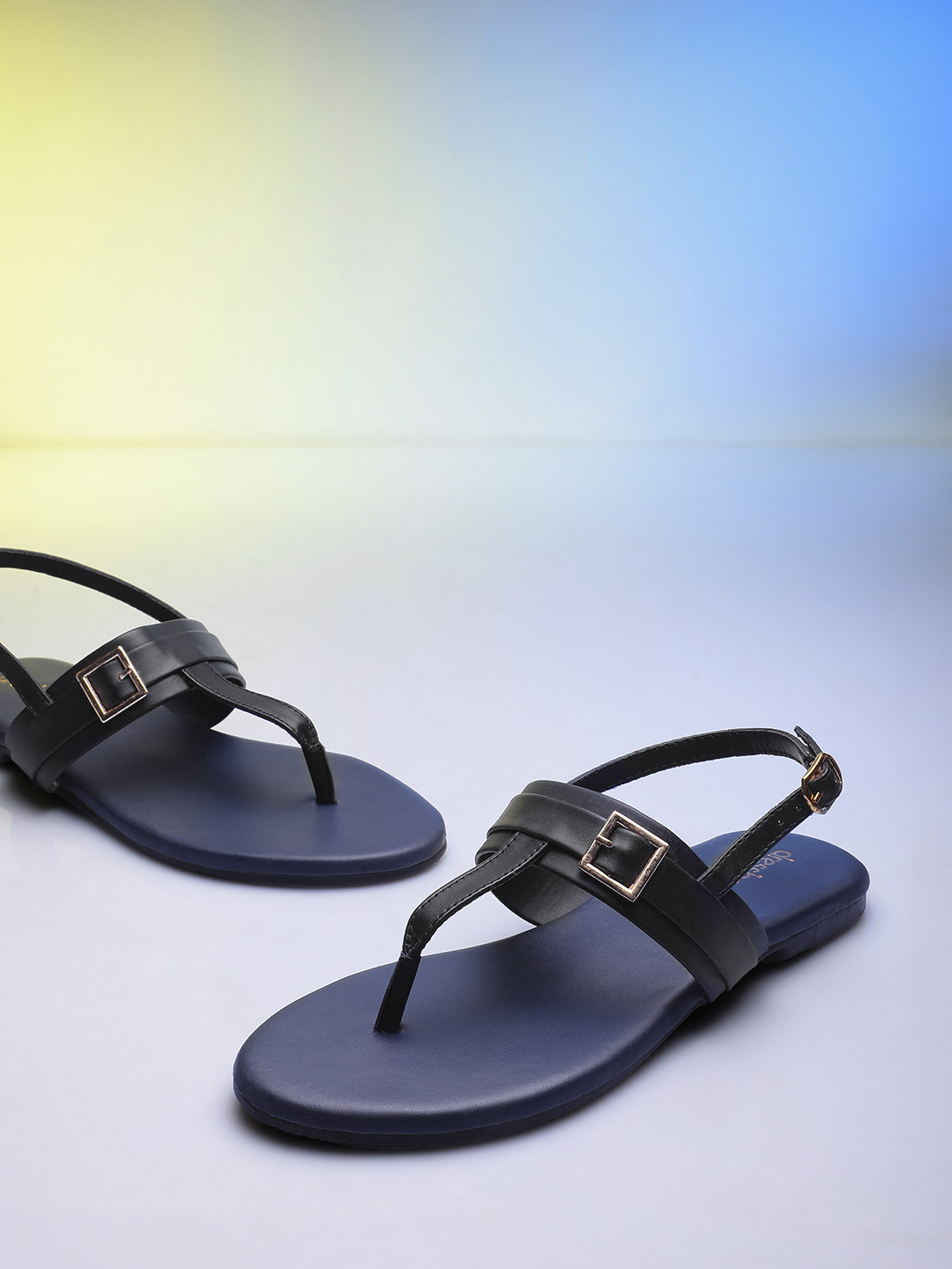 DressBerry Women Solid T-Strap Flats with Buckle Detail