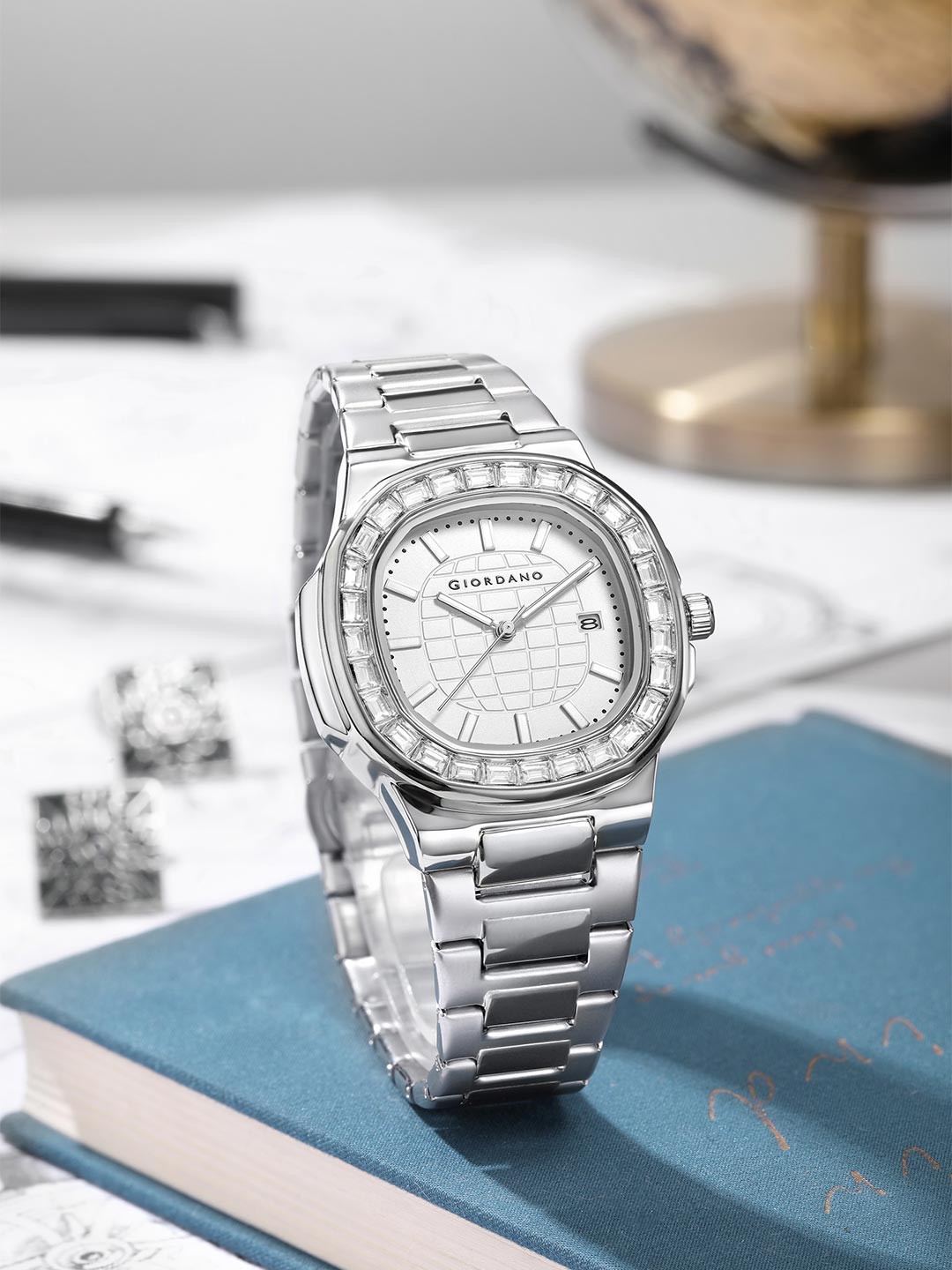 GIORDANO Men Stainless Steel Bracelet Style Straps Analogue Watch GZ-50137-22