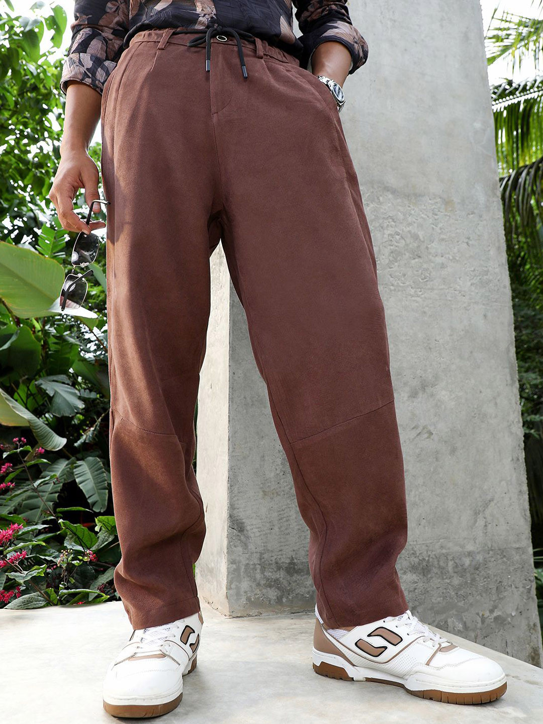 CAHOOT Men Relaxed Panelled Chinos