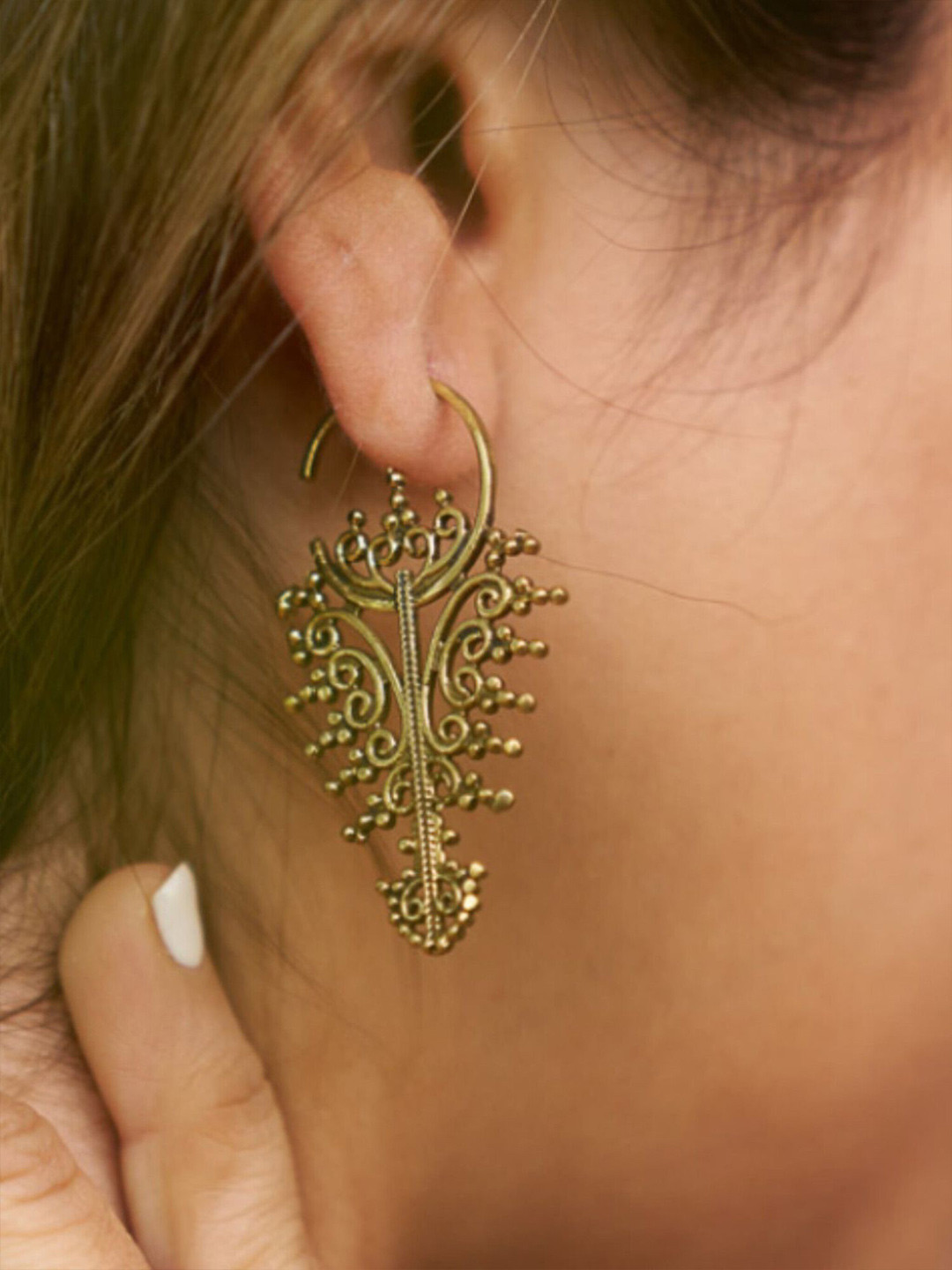 Soul Works Contemporary Hoppum - Screwless Drop Earrings