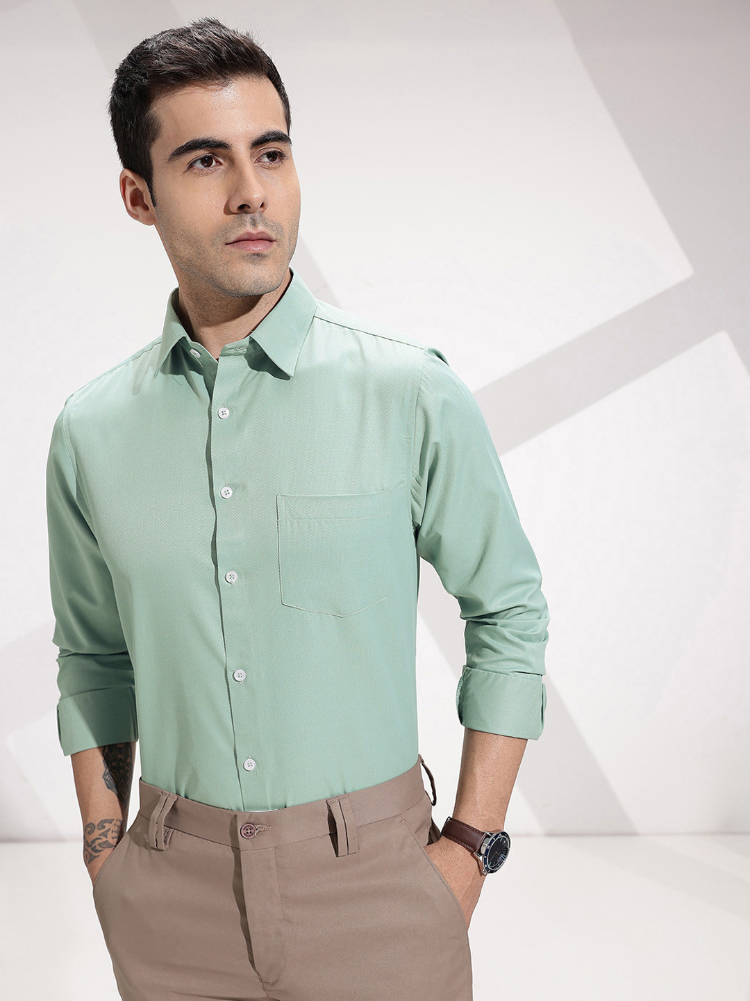 INVICTUS Textured Formal Shirt