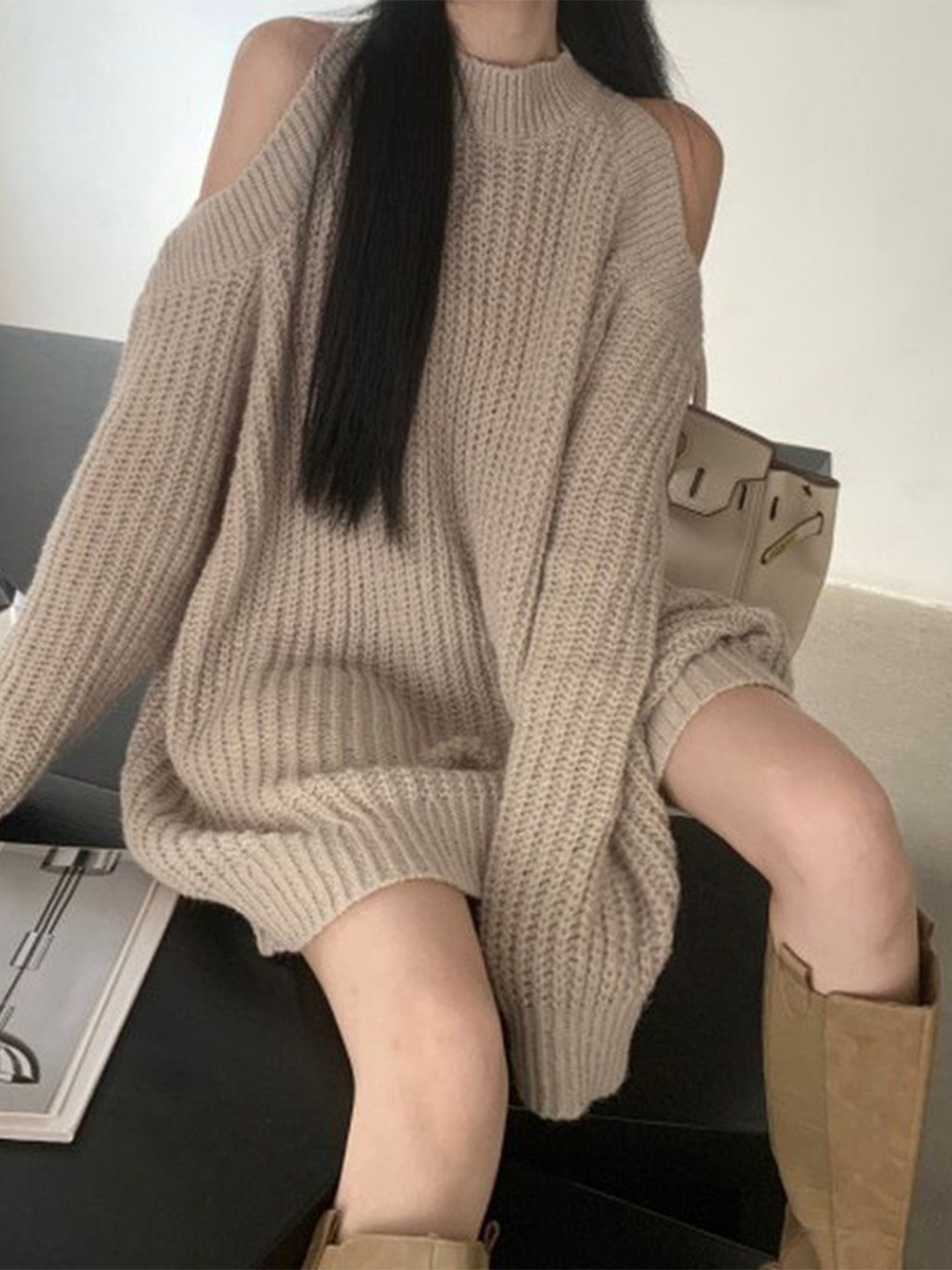 bebe Women Ribbed Knit Cold-Shoulder Mini Dress