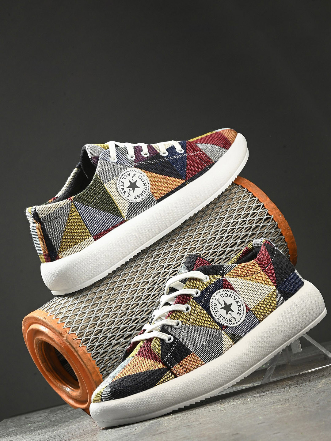 AMICO Men Colourblocked Lace-Ups Sneakers