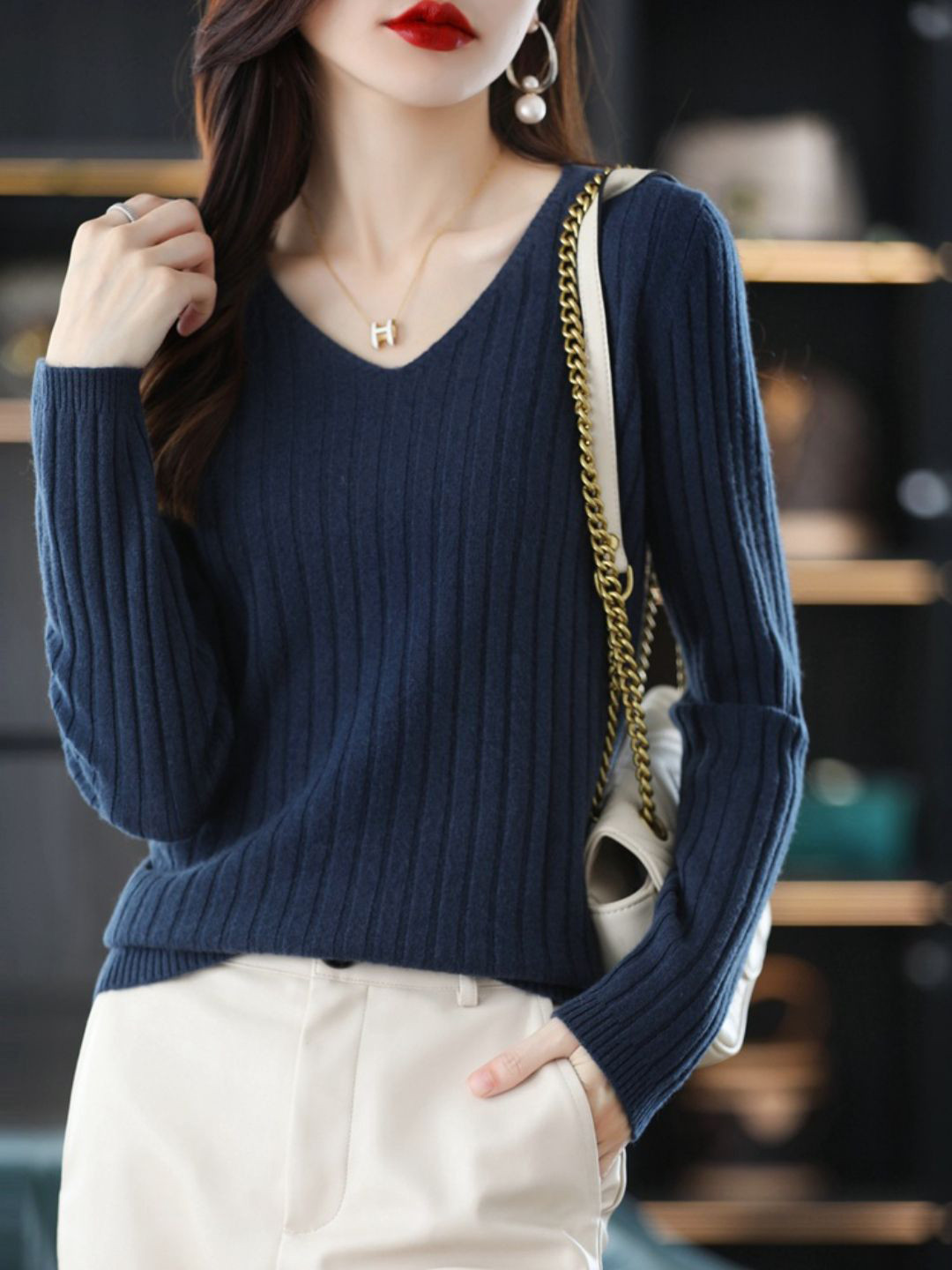bebe Navy Blue Ribbed Knit V-neck Sweater