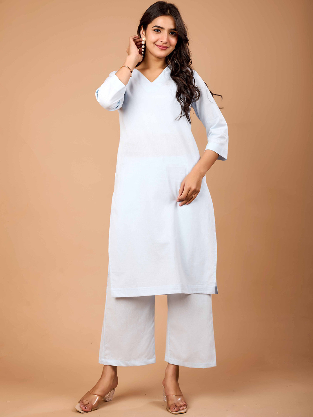 Le Mec Women V-Neck Pure Cotton Straight Kurta With Trouser