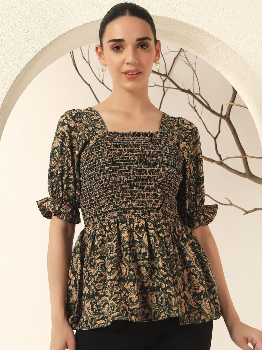 ZWERLON Women Floral Printed Smocked Puff Sleeve Top