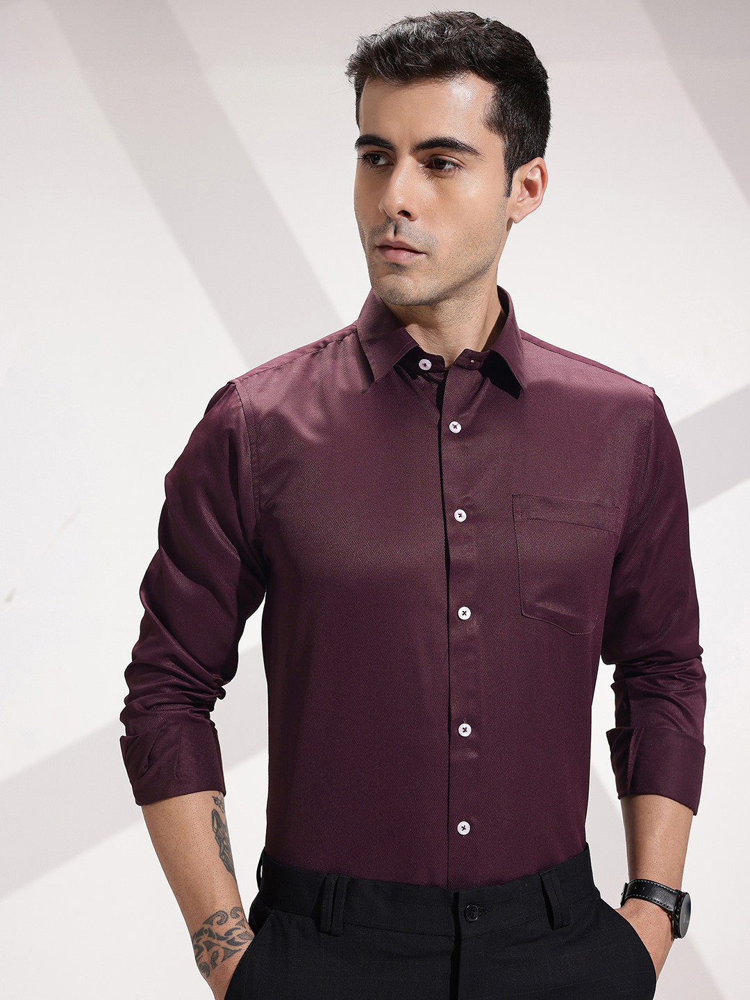 INVICTUS Textured Formal Shirt
