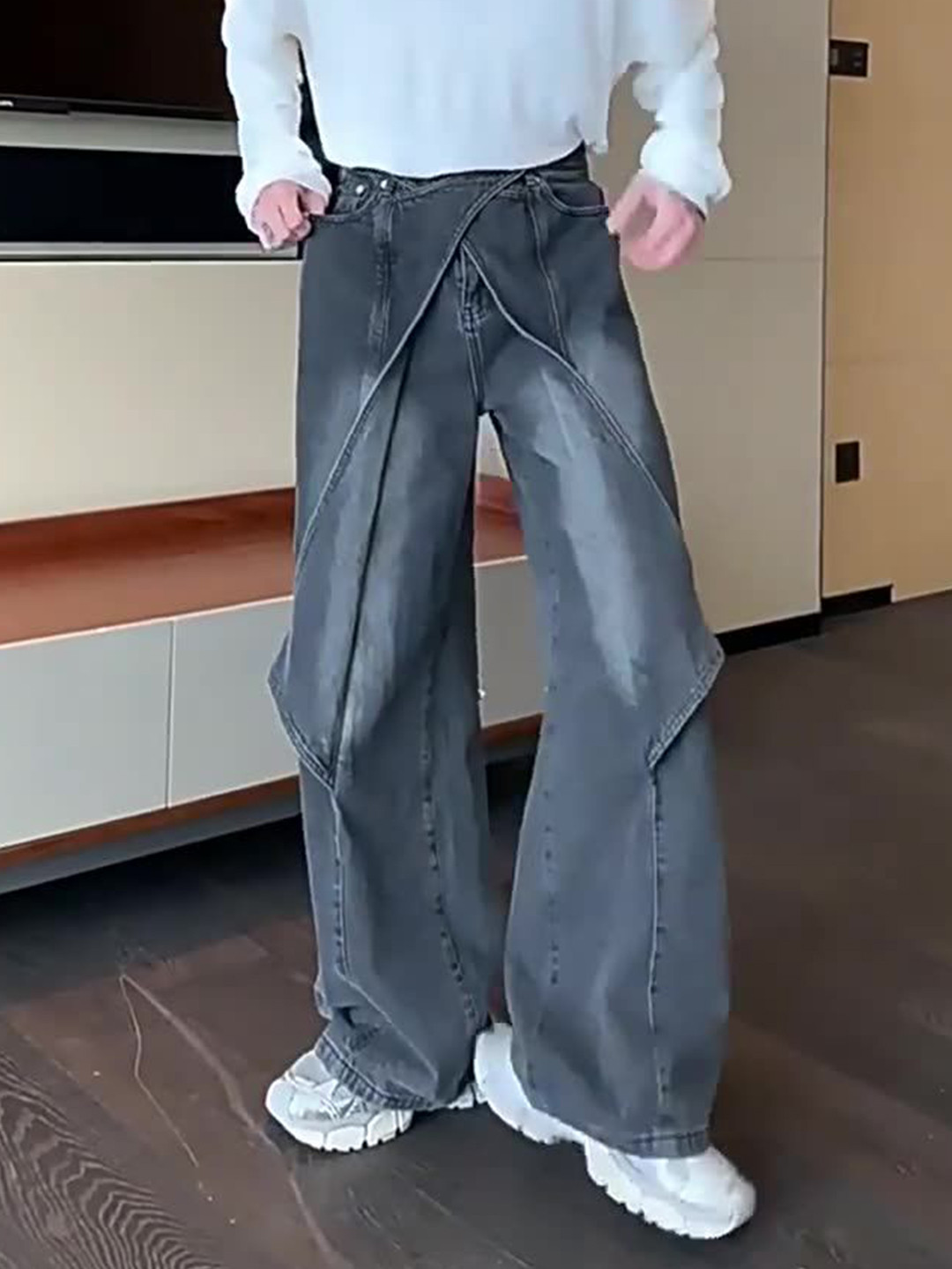 StyleCast Men Comfort High-Rise Baggy Jeans