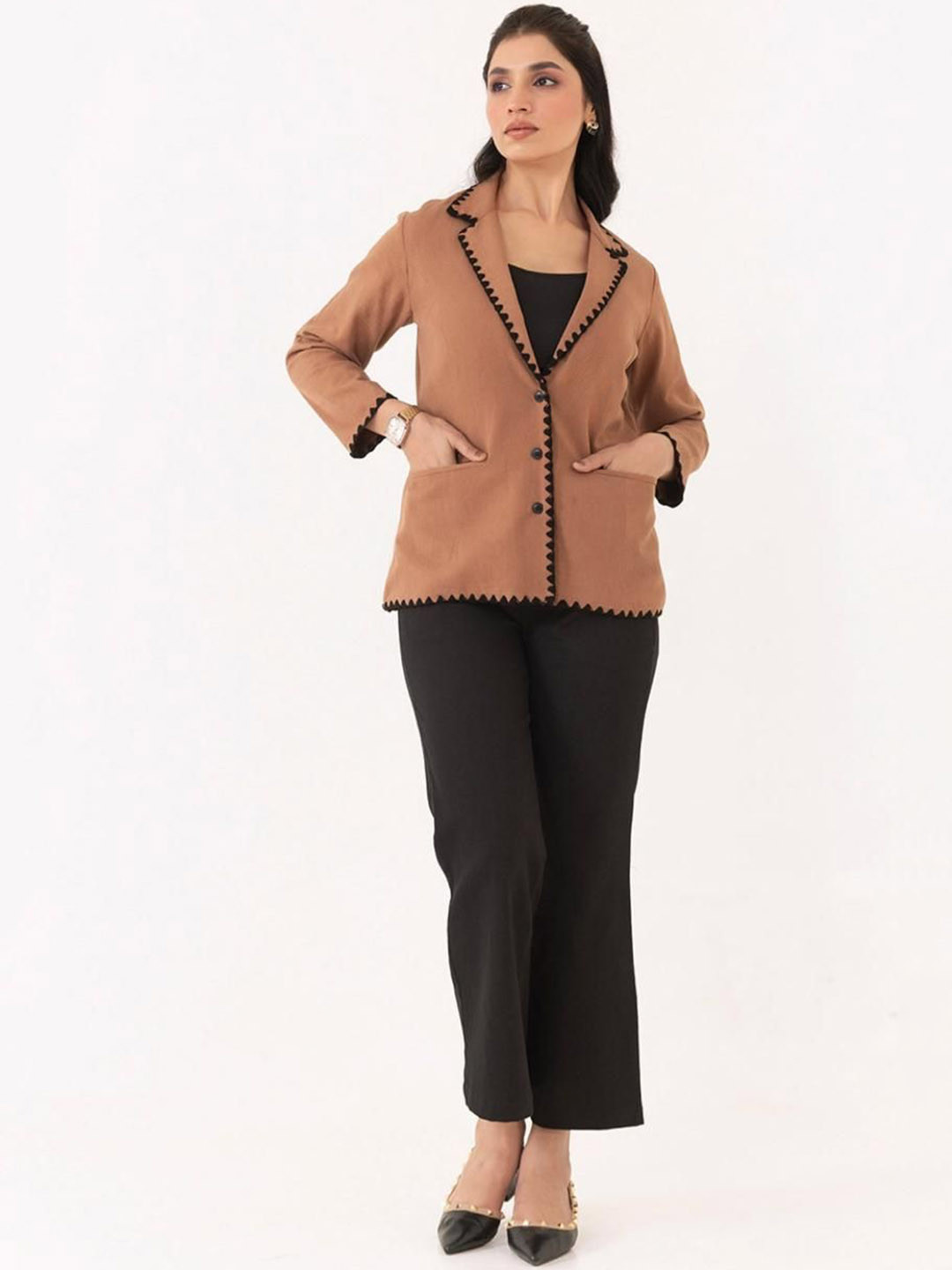 Xelov Colourblocked Lapel Collar Blazer With Trousers & Top