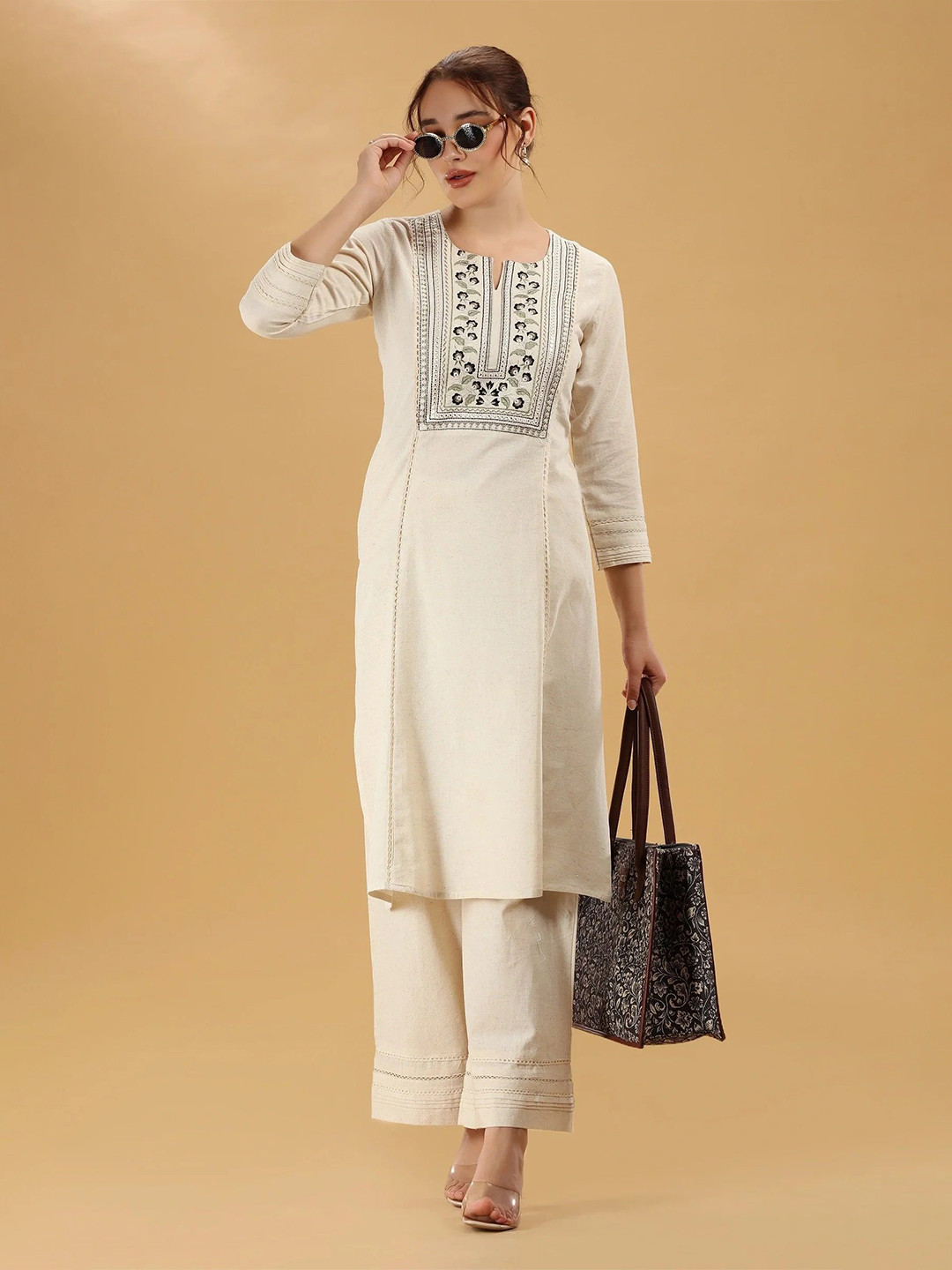 COTTON CULTURE Floral Embroidered Thread Work Flex Cotton Straight Kurta