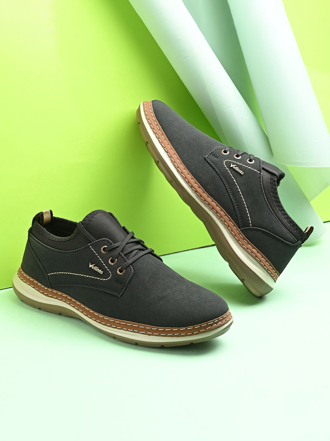 Vellinto Men Lightweight Round Toe Lace-Ups Derbys
