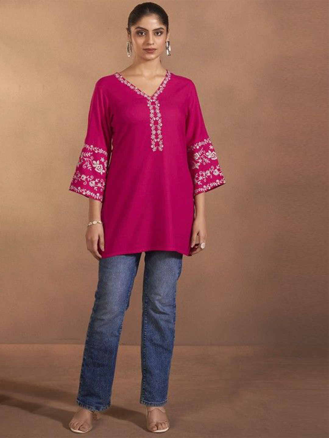 Mahiras Comfort Women Ethnic Motifs Print V-Neck Top