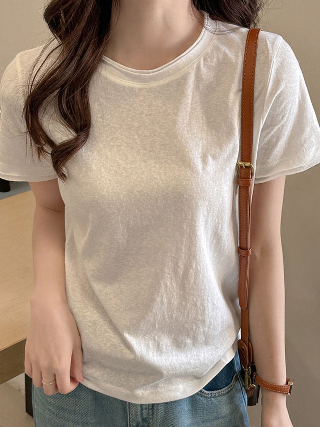 White Round Neck Regular Fit T-shirt