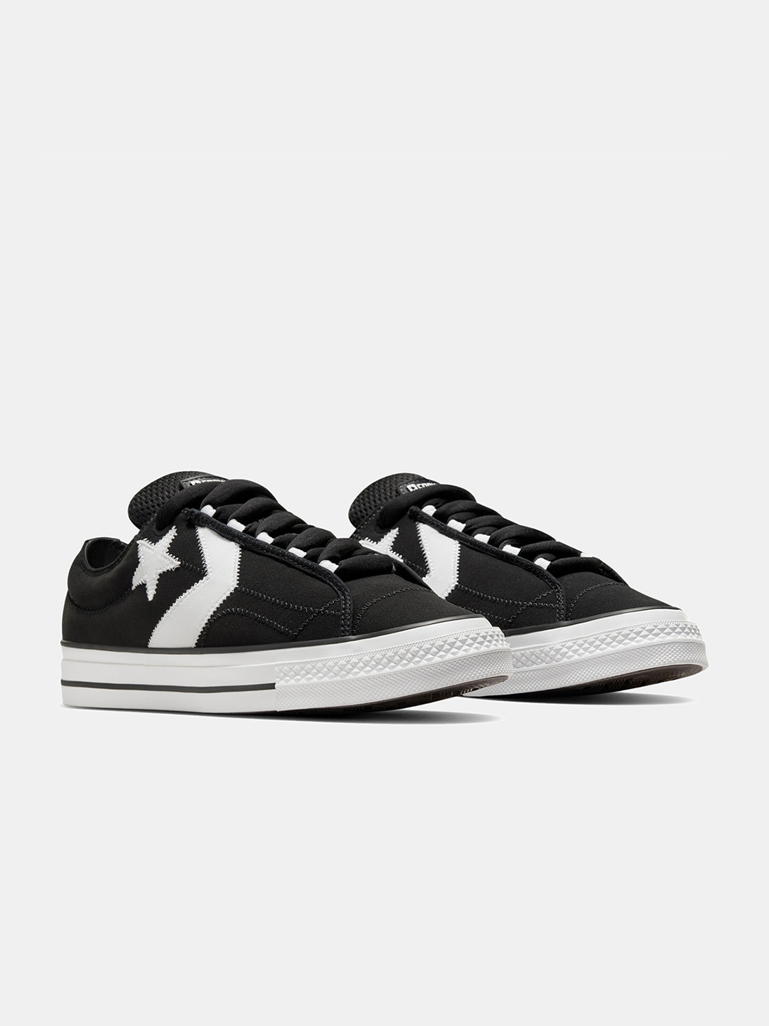 Converse Unisex Star Player 76 Puff Low Top Sneaker