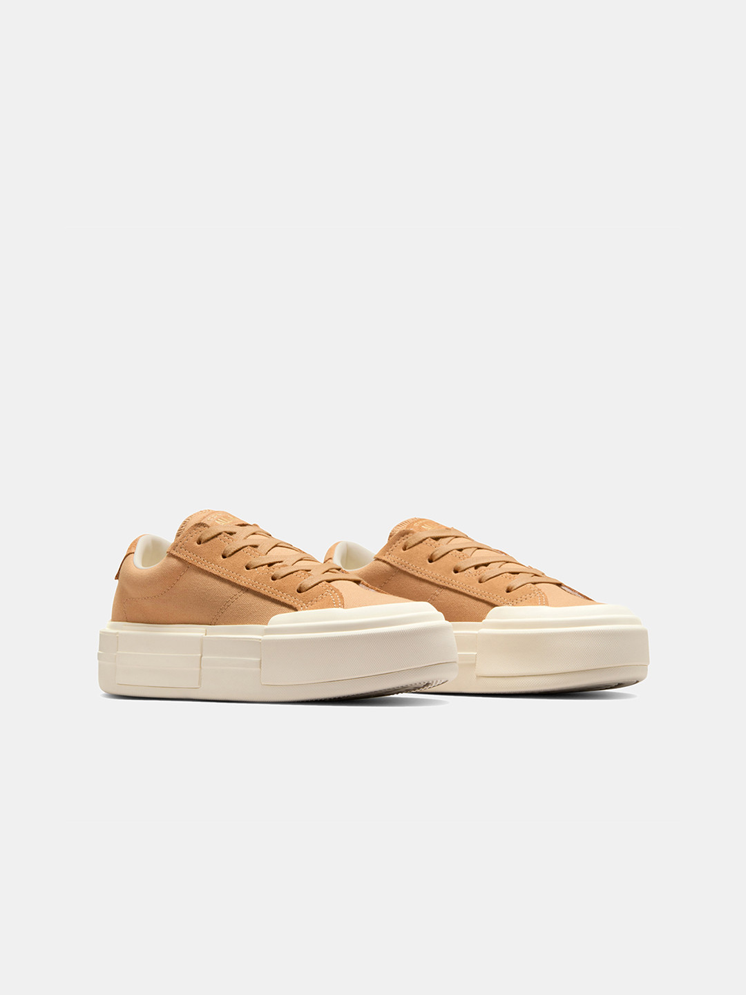 Converse Unisex Cruise Low Top Sneaker