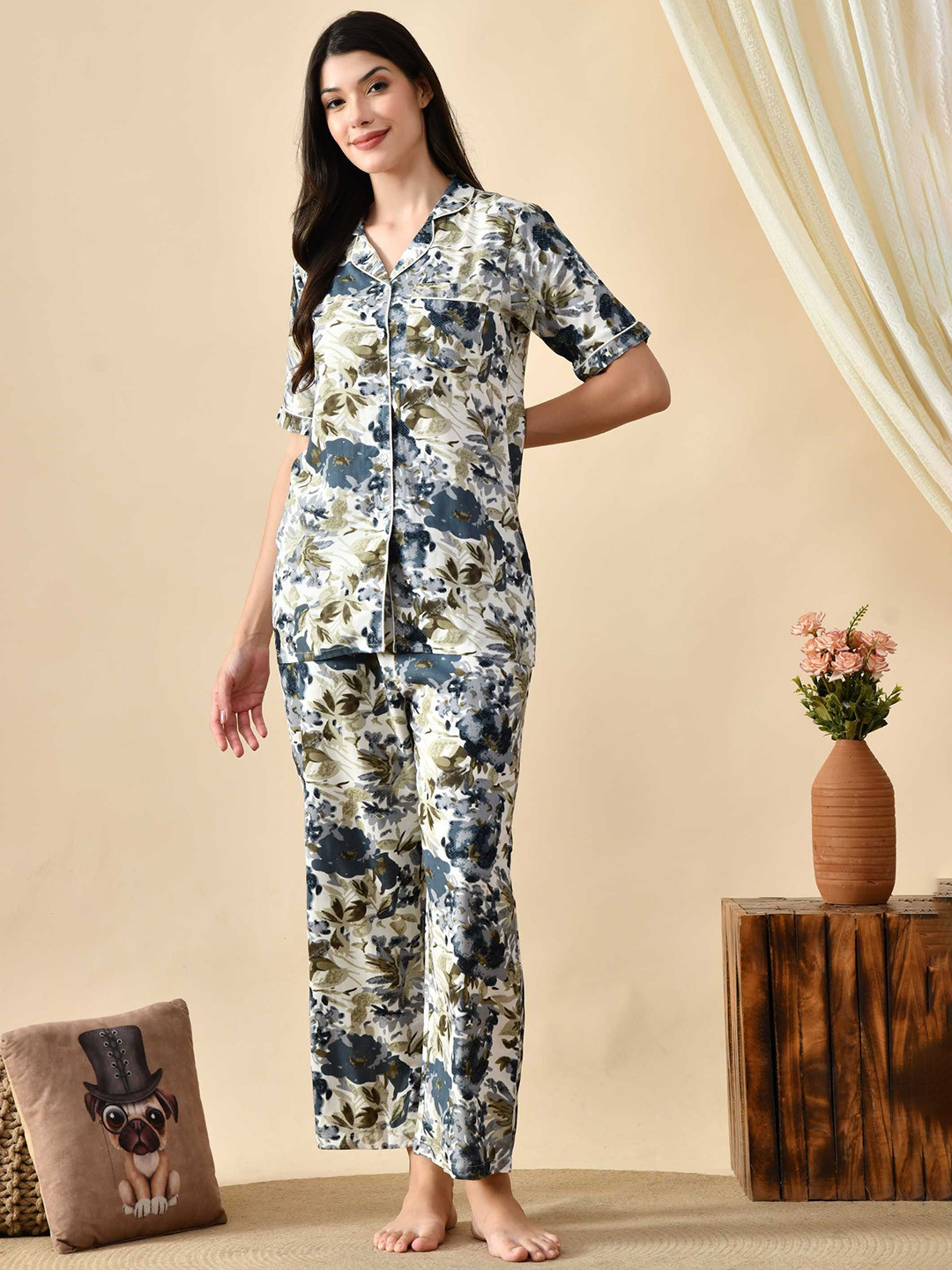 PRADHRUHE Women Floral Printed Lapel Collar Night Suit