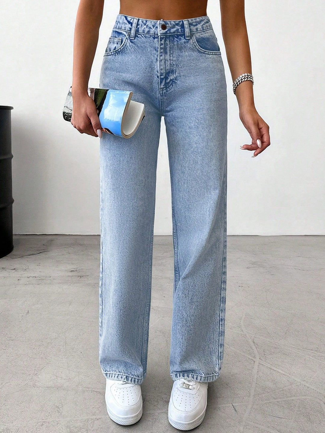 Crazeis Women Comfort Straight Fit High-Rise Light Fade Acid Wash Stretchable Jeans