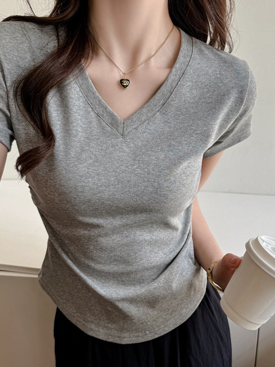 Grey V-Neck Slim Fit Short Sleeves T-shirt