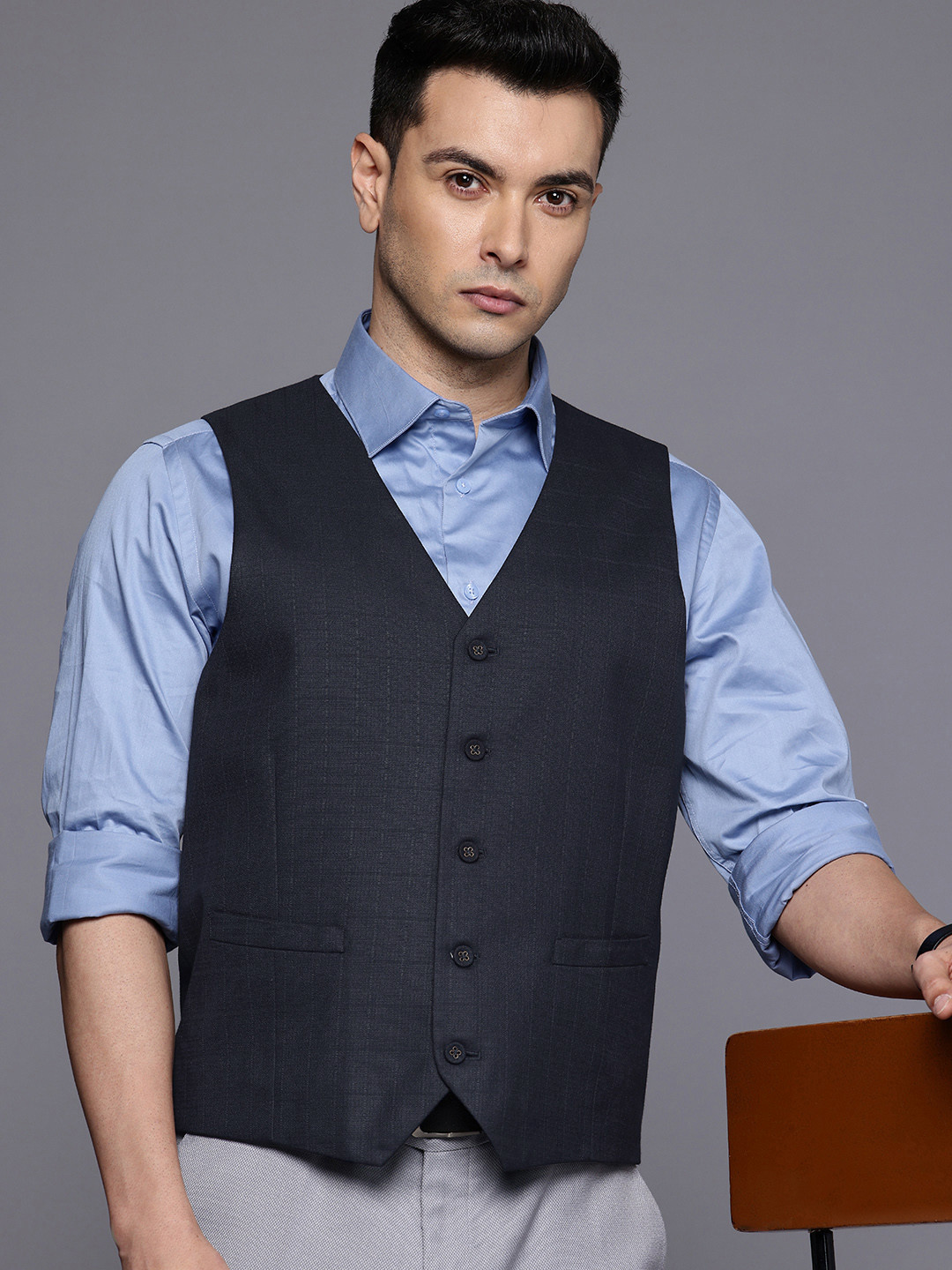 Theme Checked Single-Breasted V-Neck Slim Fit Formal Waistcoat