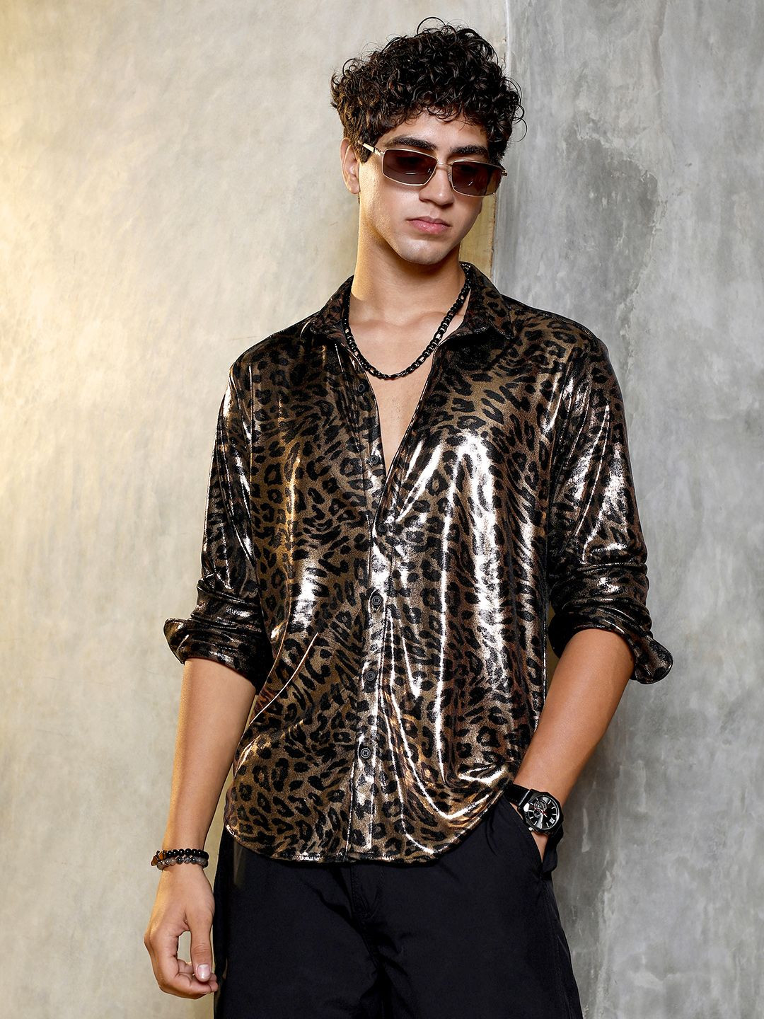 CAHOOT Men Classic Relaxed Fit Animal Printed Spread Collar Party Shirt