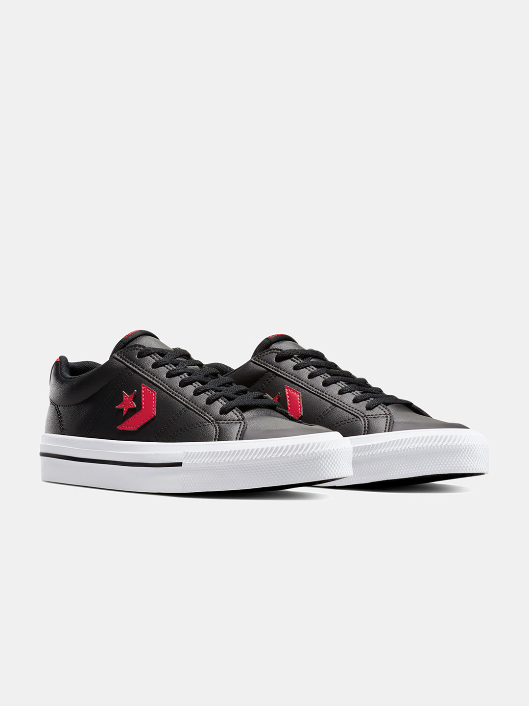 Converse Men Sport Casual Faux-Leather Low Top Sneaker