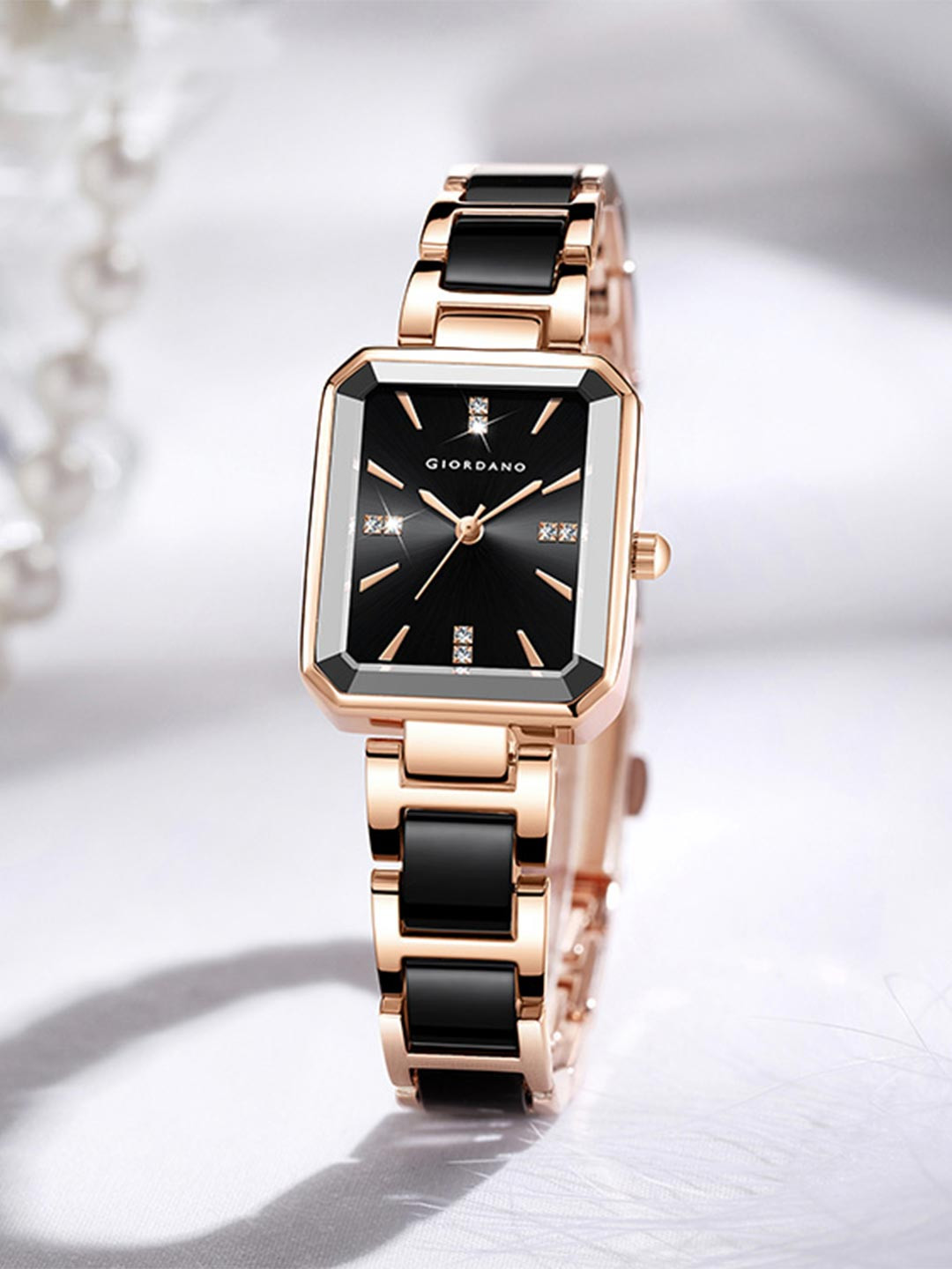 GIORDANO Women Dial & Stainless Steel Bracelet Style Straps Analogue Watch GZ-60101-11