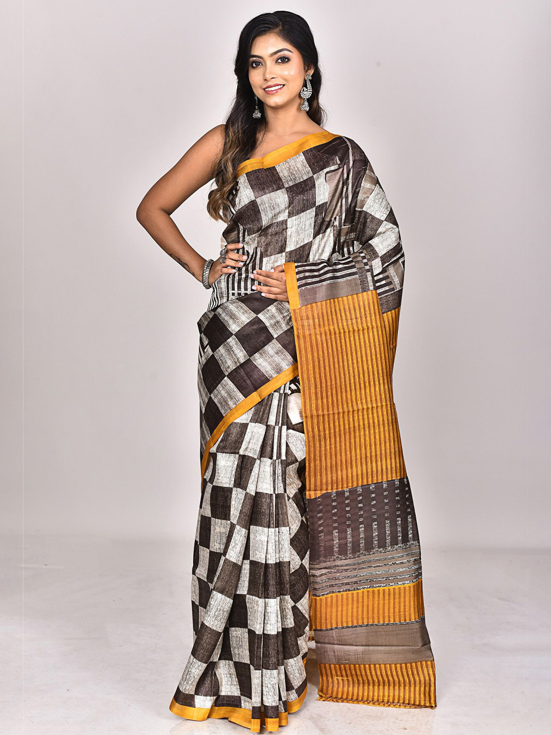 RAM SHYAM collection Checked  Saree