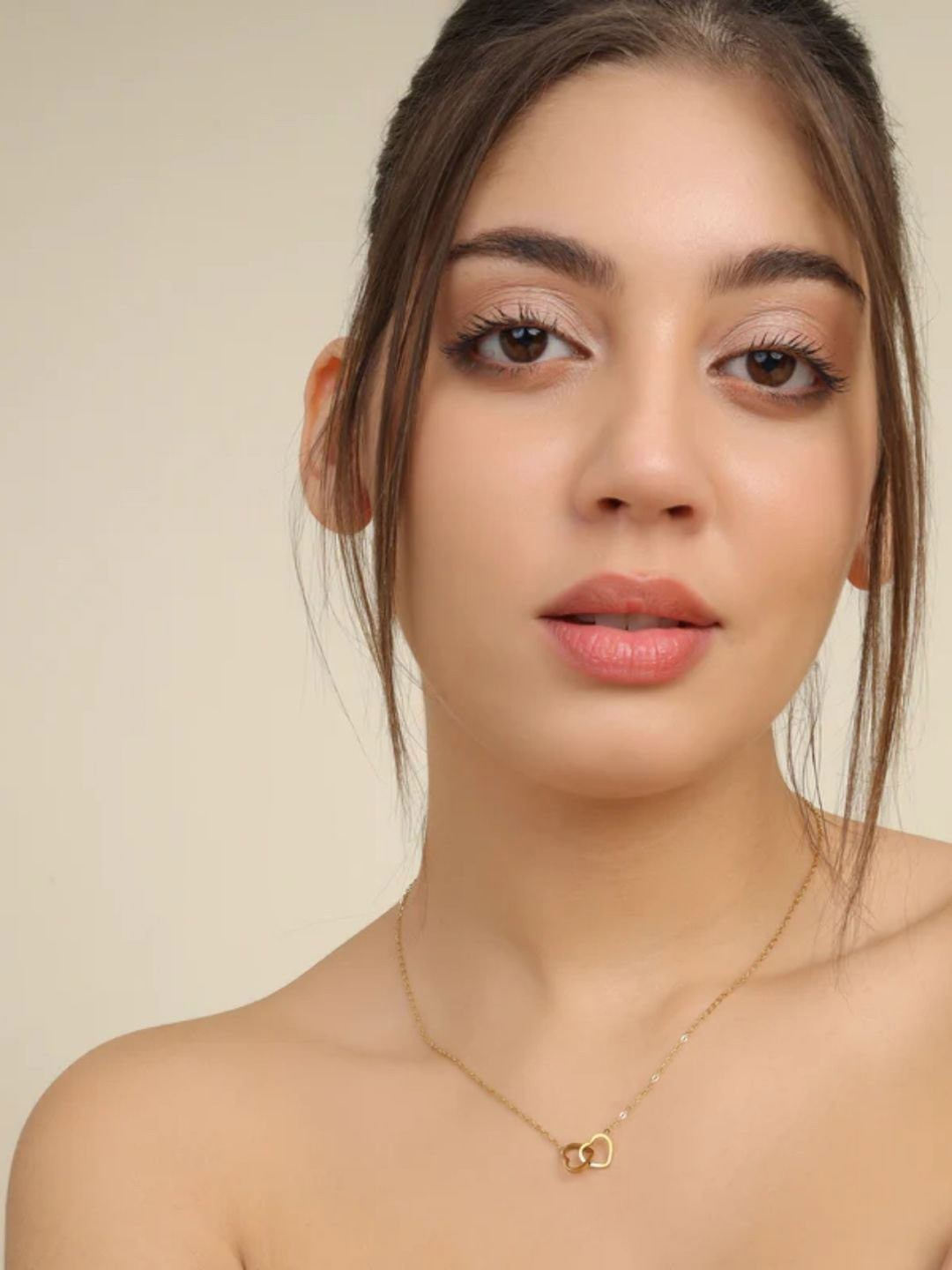 FAB COUTURE Gold-Plated Stainless Steel Waterproof & Tranish Proof Unity Heart Chain