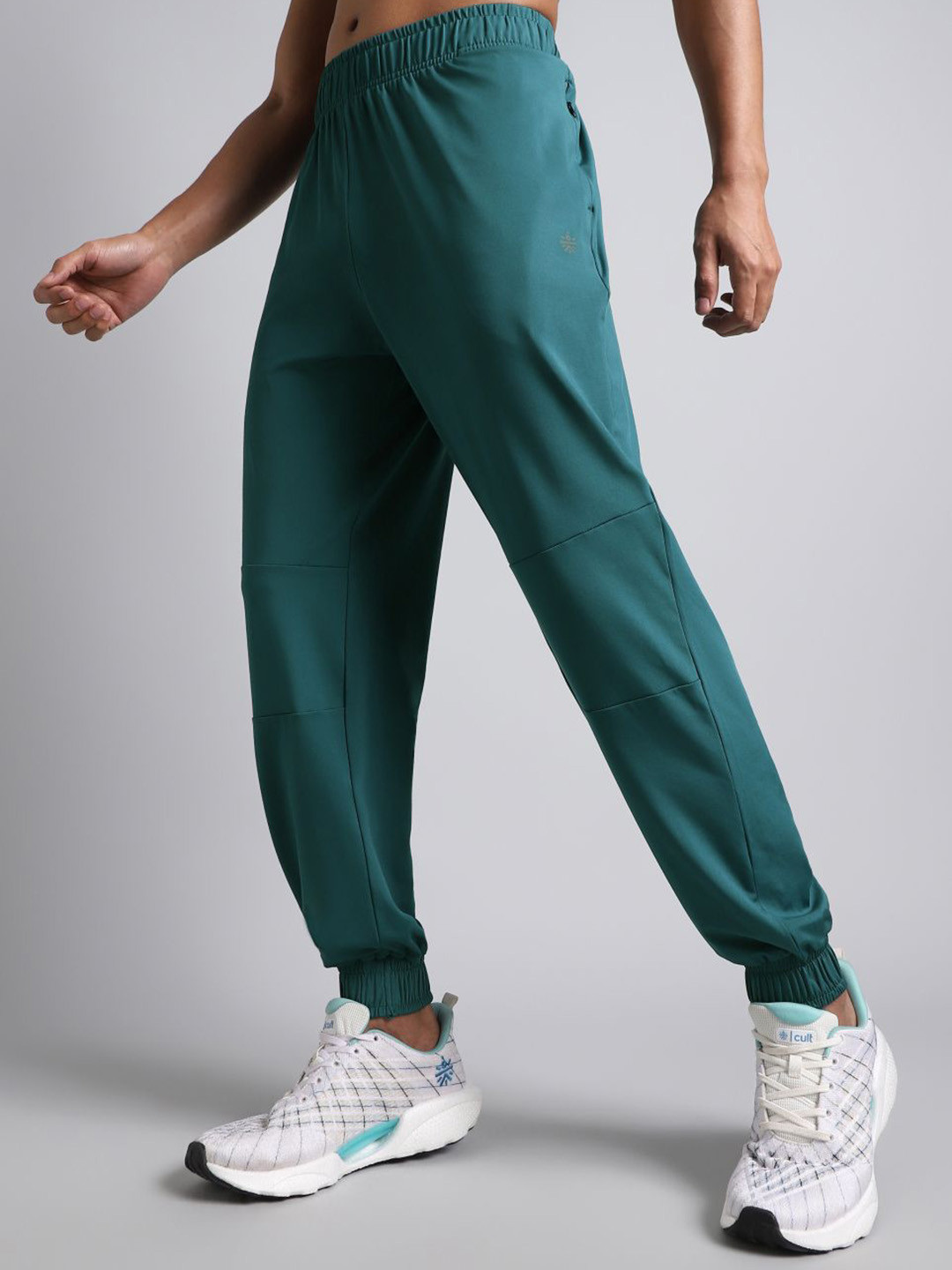 CULT Men Teal Run Forward Joggers