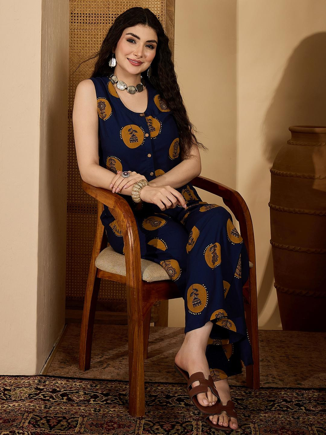 Sangria Women Navy Blue Cotton Blend Botanical Printed Sleeveless Co-Ord Set