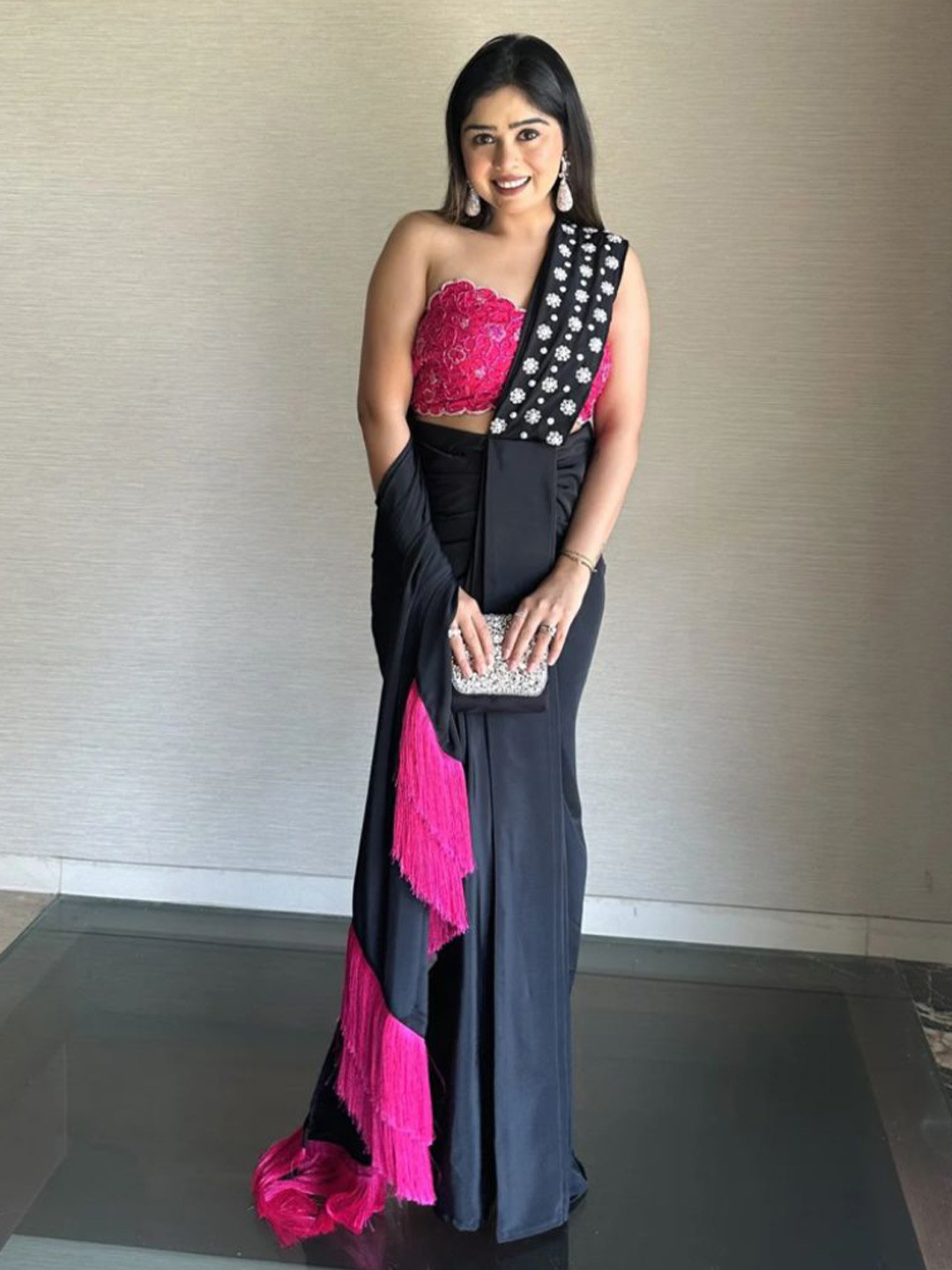 Glamique by Gungun Pure Crepe Ready to Wear Saree