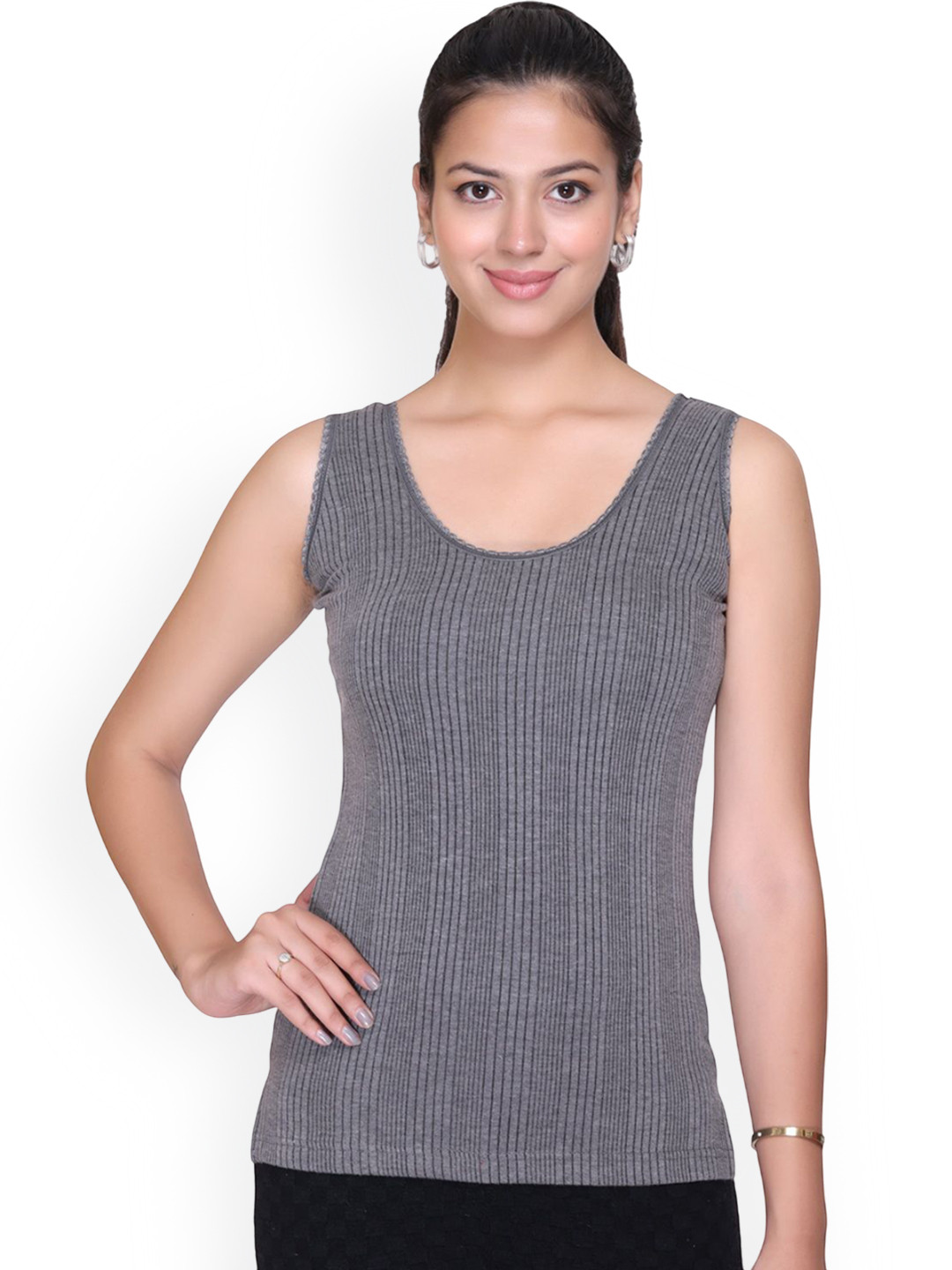 FIRST SLEEP Women Round Neck Sleeveless Thermal Tops