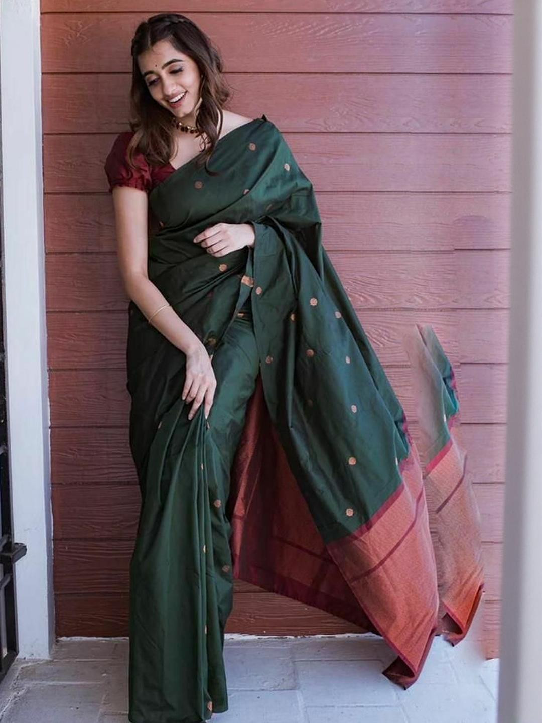 GHAN SALS Zari Woven Silk Blend Kanjeevaram Saree
