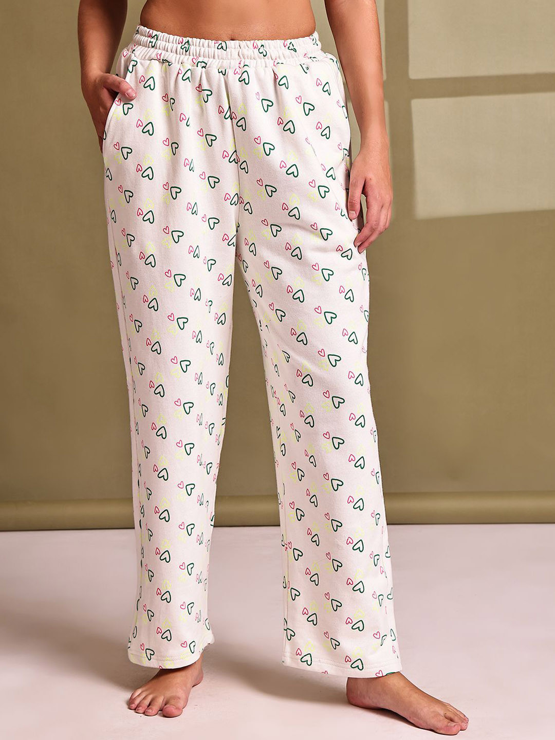 TAG 7 Women Hearts Printed Straight-Leg Lounge Pants
