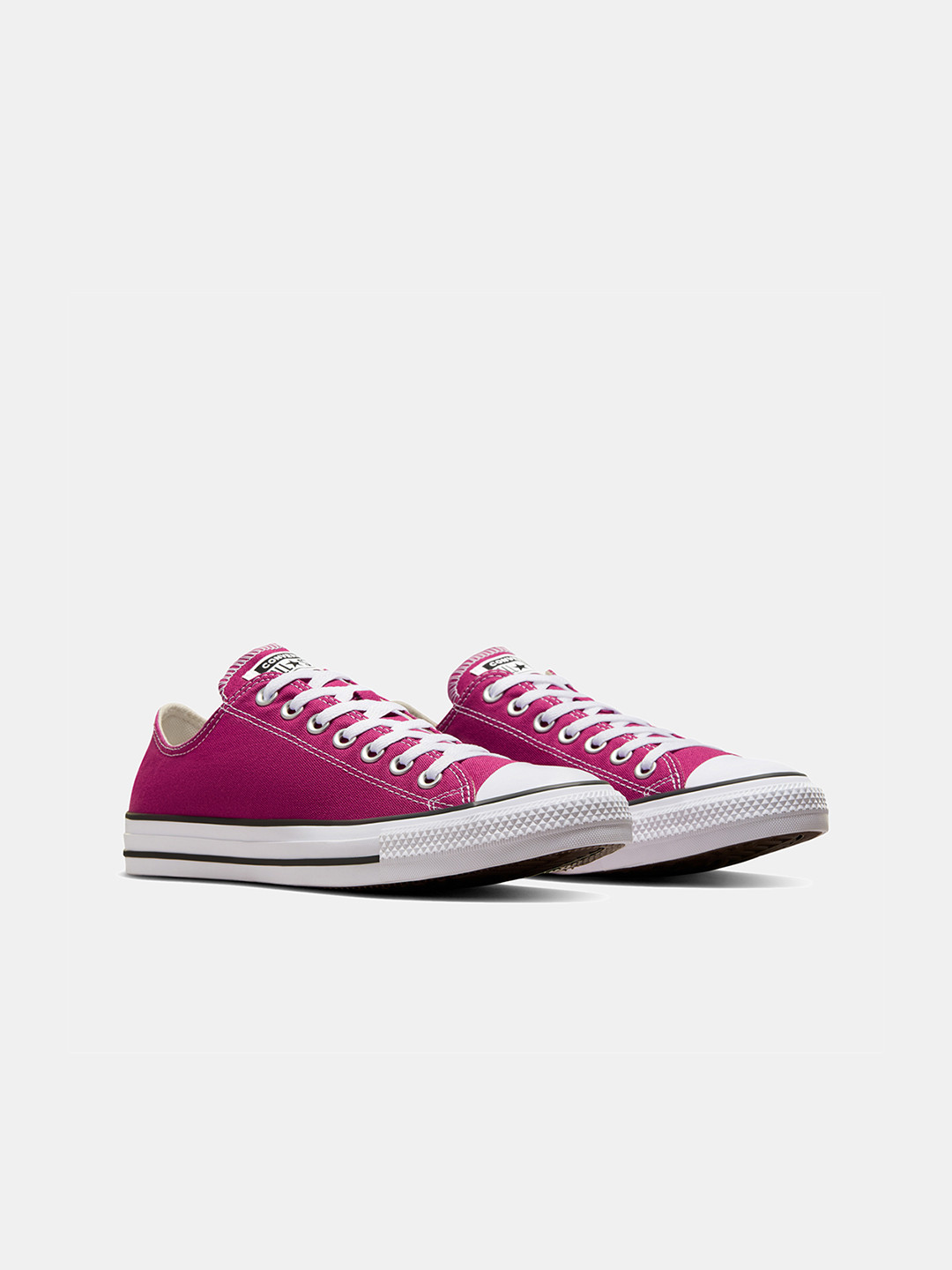Converse Unisex Chuck Taylor All Star Canvas Low Top Sneaker
