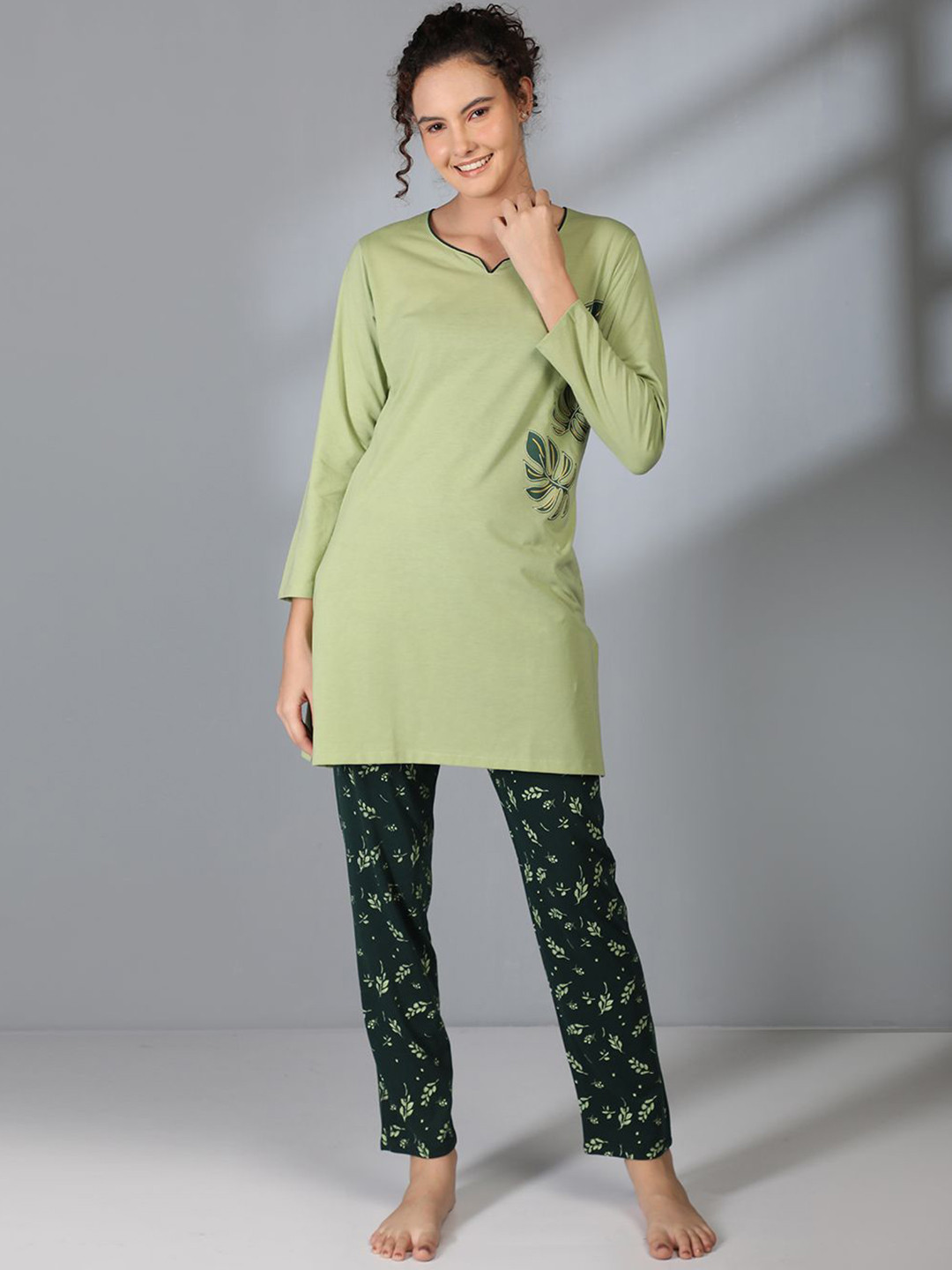 Duchess Women Floral Printed Embroided Night suit