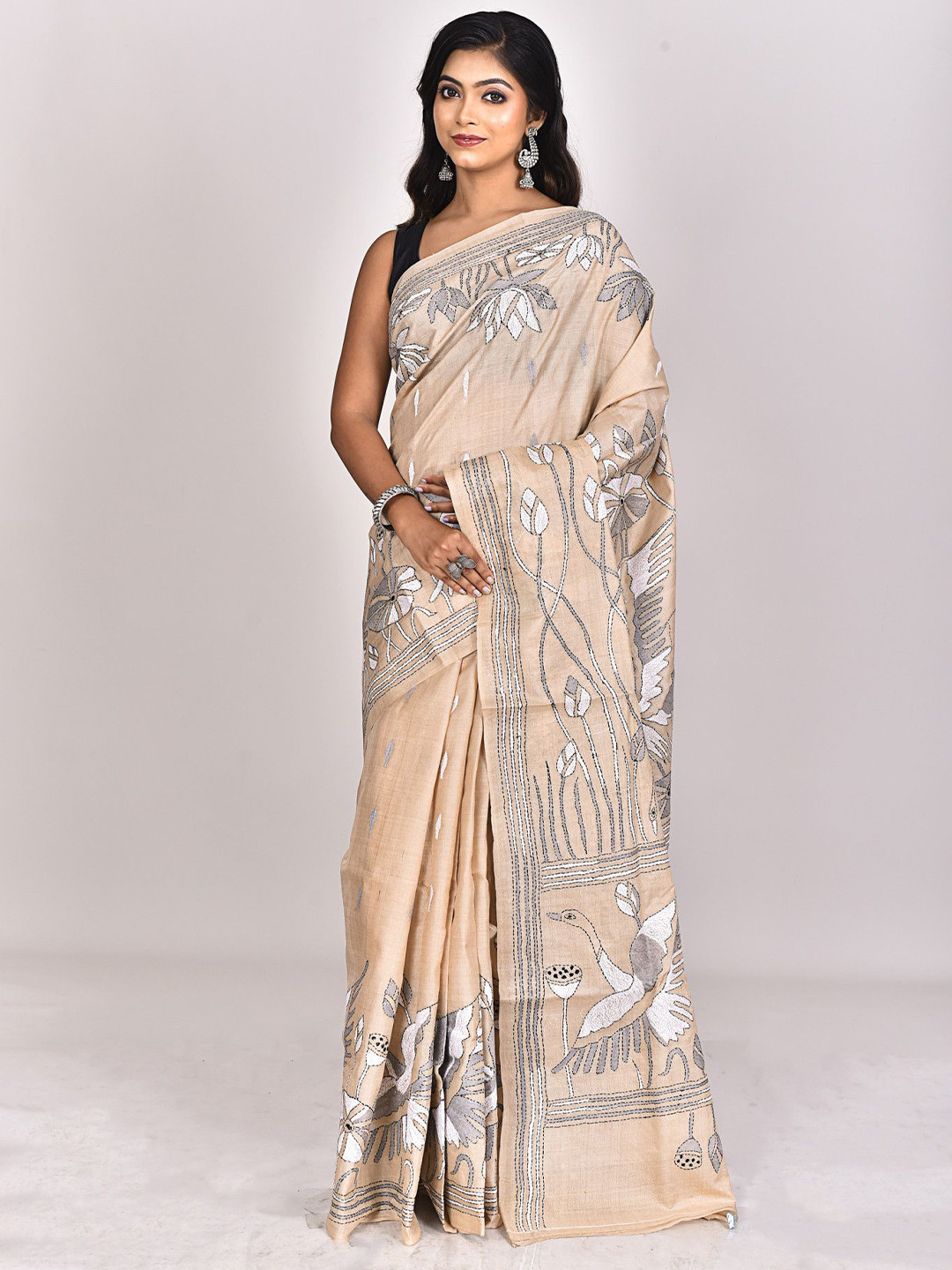 RAM SHYAM collection Floral Embroidered  Saree